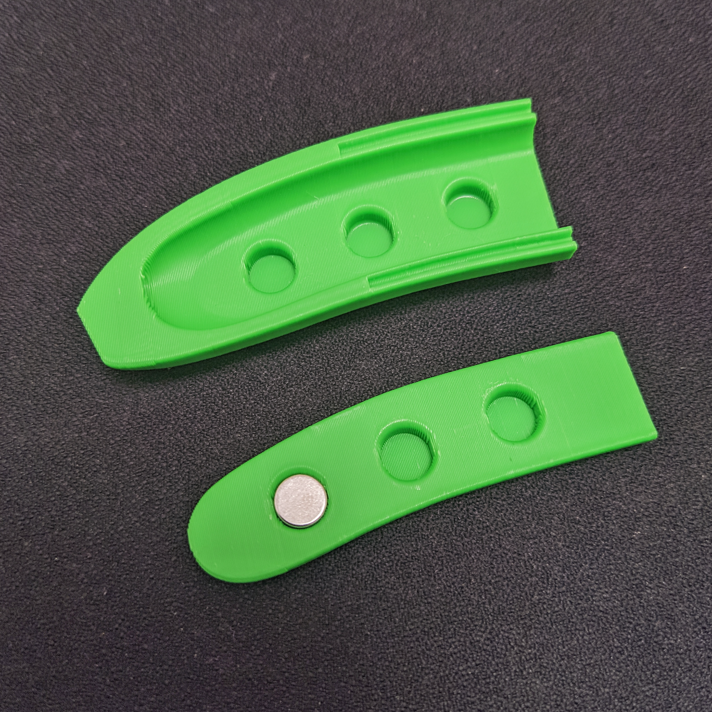 KATANANA - Banana Magnetic Fidget Sword Slider Toy
