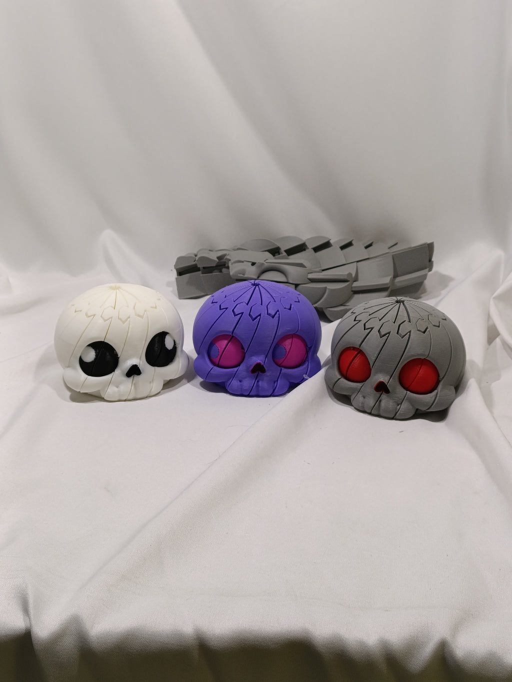 FREE TO SELL: chibi twisty skull