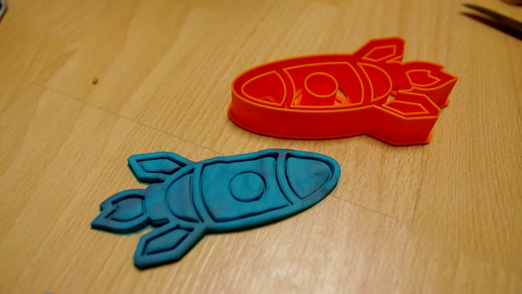 Customizable emoji cookie cutter