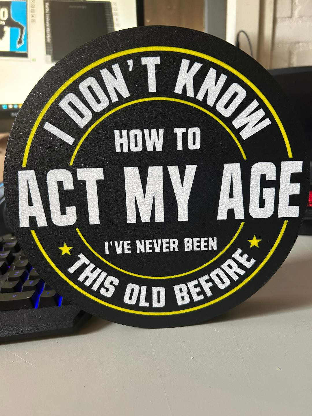 Lightbox i don't know my age