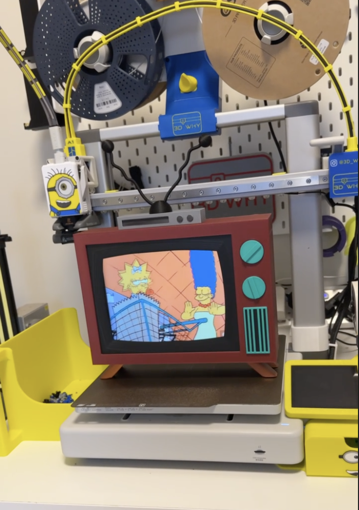 TV Simpsons para iPad mini A1455. (SIN AMS)