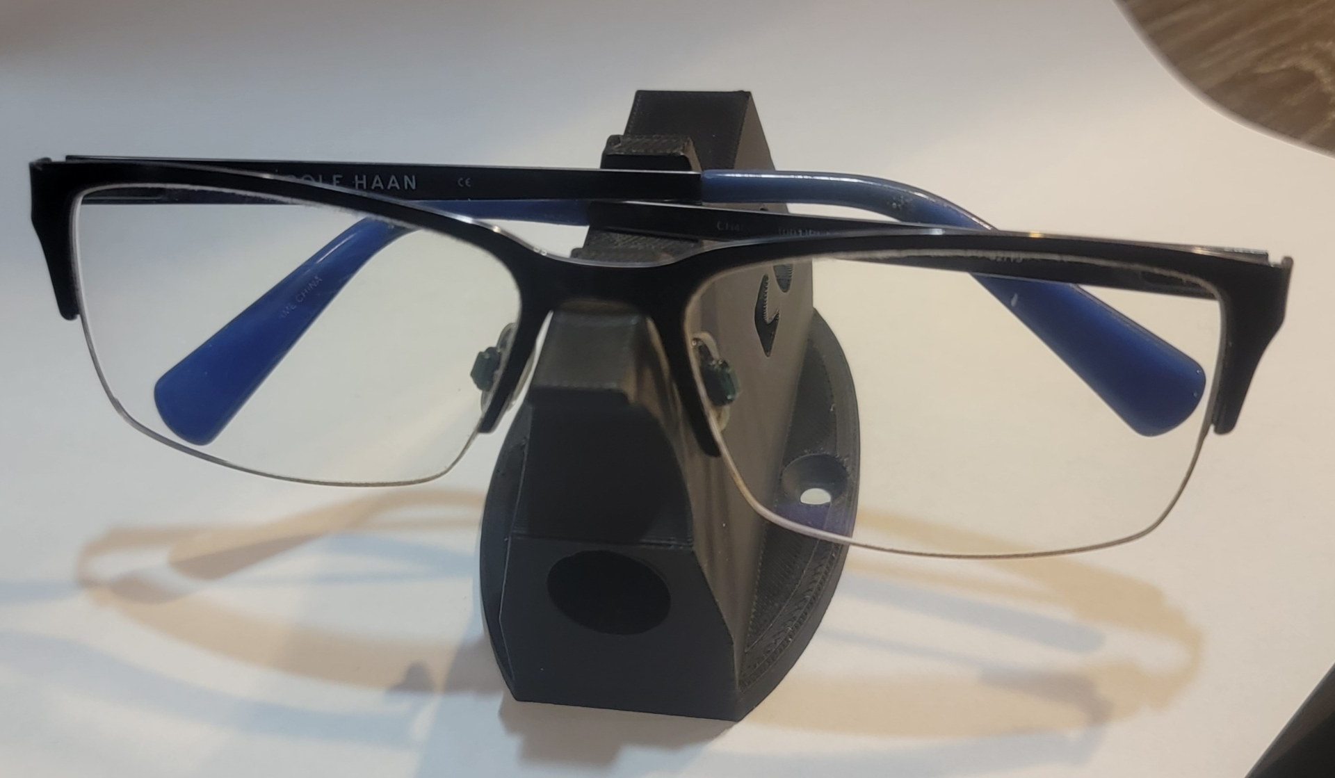Desktop Glasses Stand and Pen Holder
