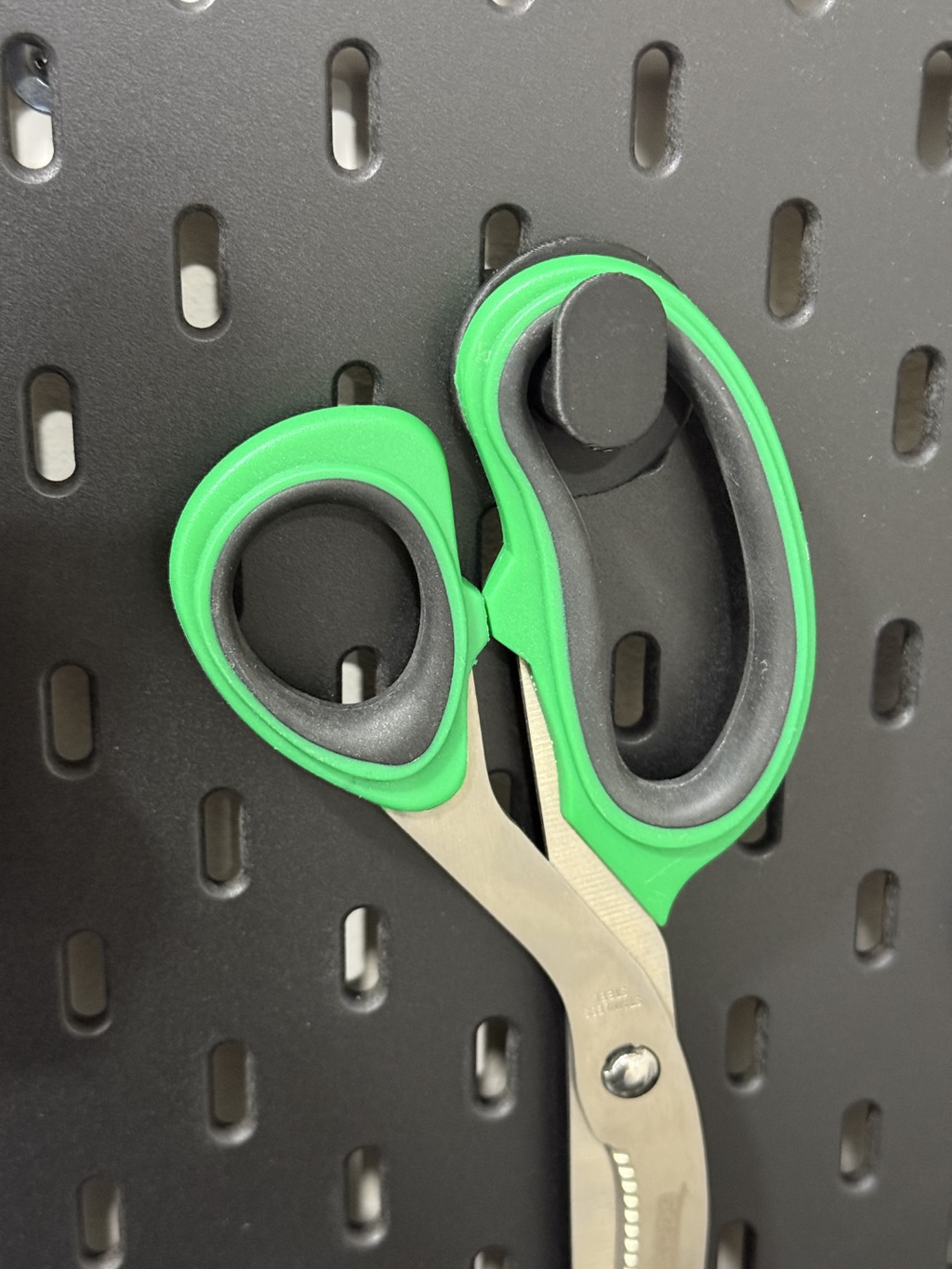 Skadis Scissor Hook