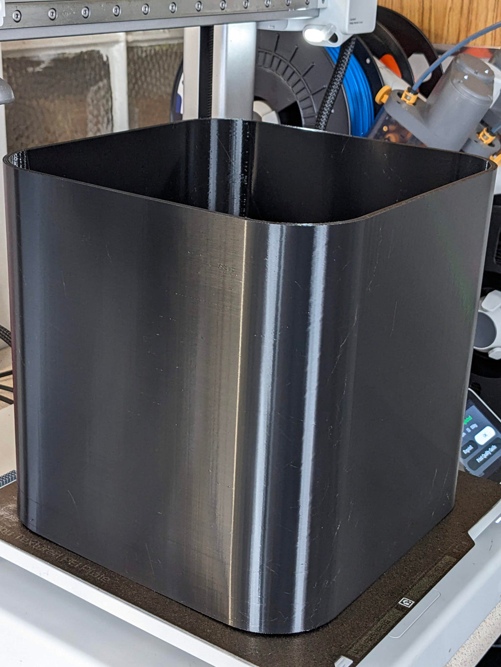 Big Bin Curved Square