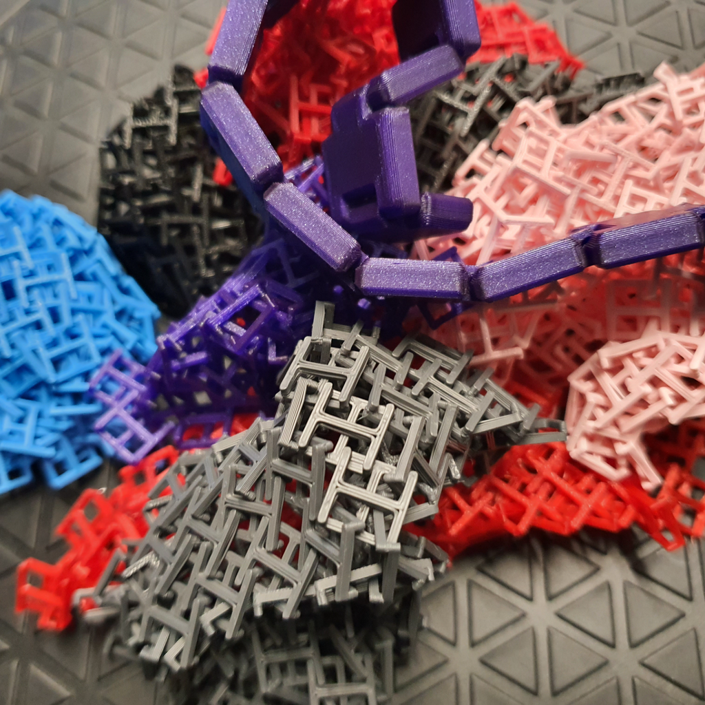 fabric lattice cube pattern