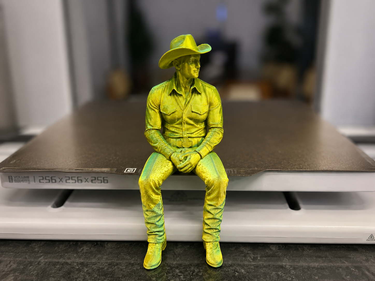 Peão Cowboy Sentado