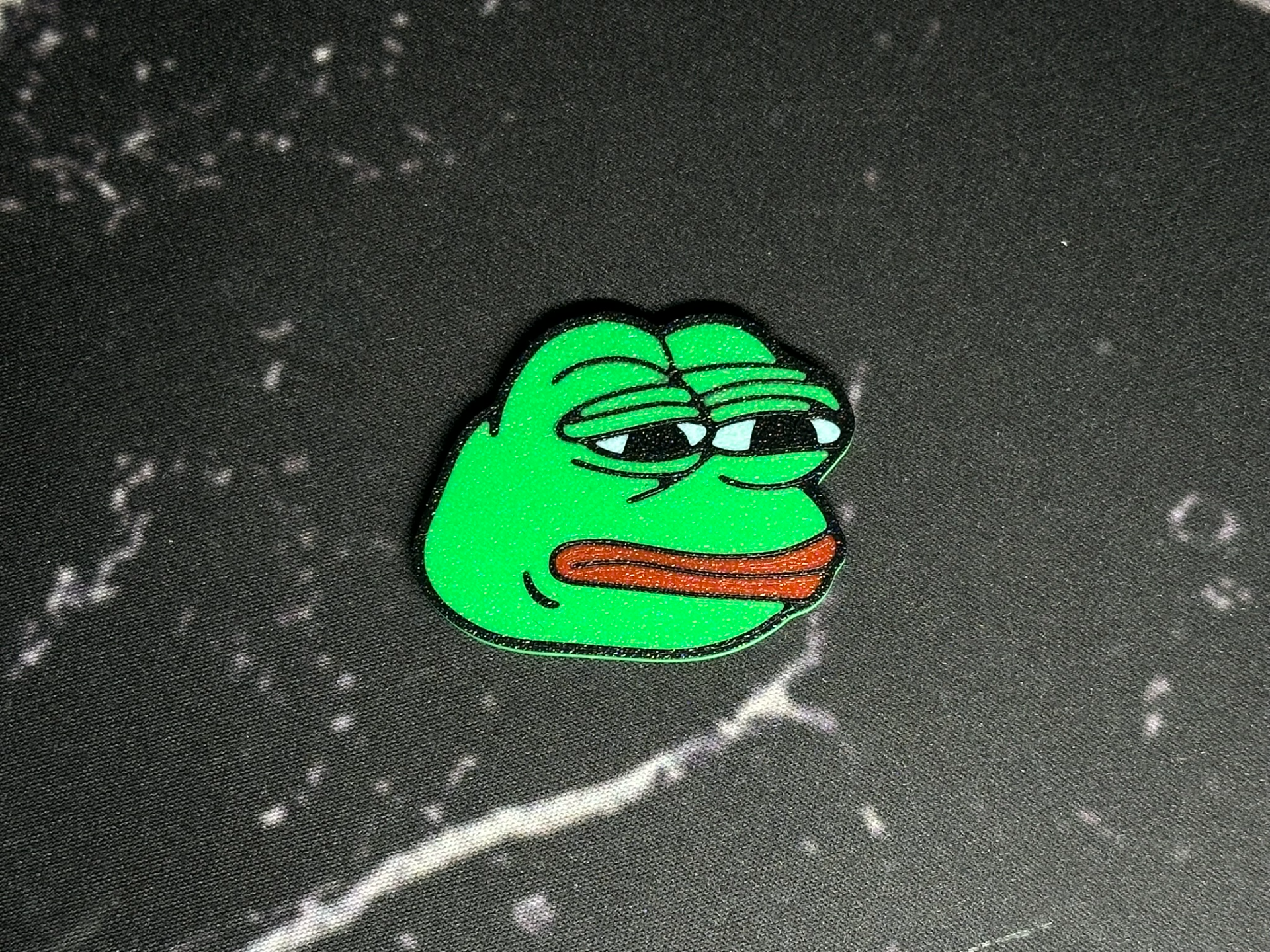 PEPE - Sad meme frog keychain