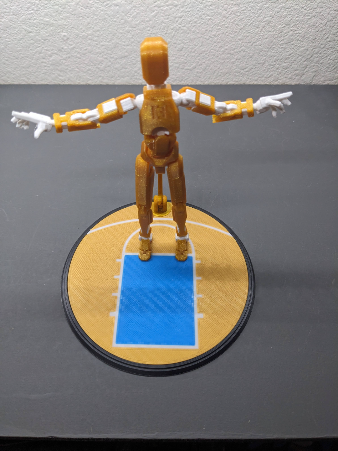 Dummy 13 Basketball Locking Stand