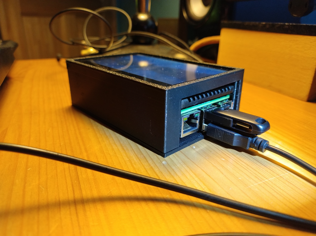Raspberry Pi 4 Case with Heatsink, Fan & 4.3'' DSI