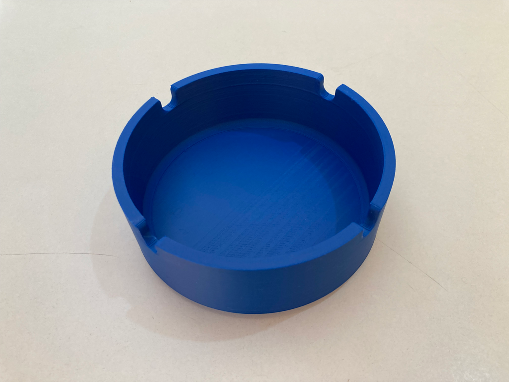 Ashtray / Aschenbecher