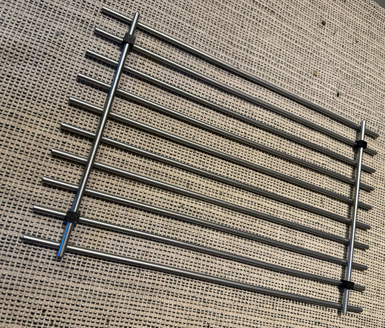 Replacement feet for IKEA LÄMPLIG trivet