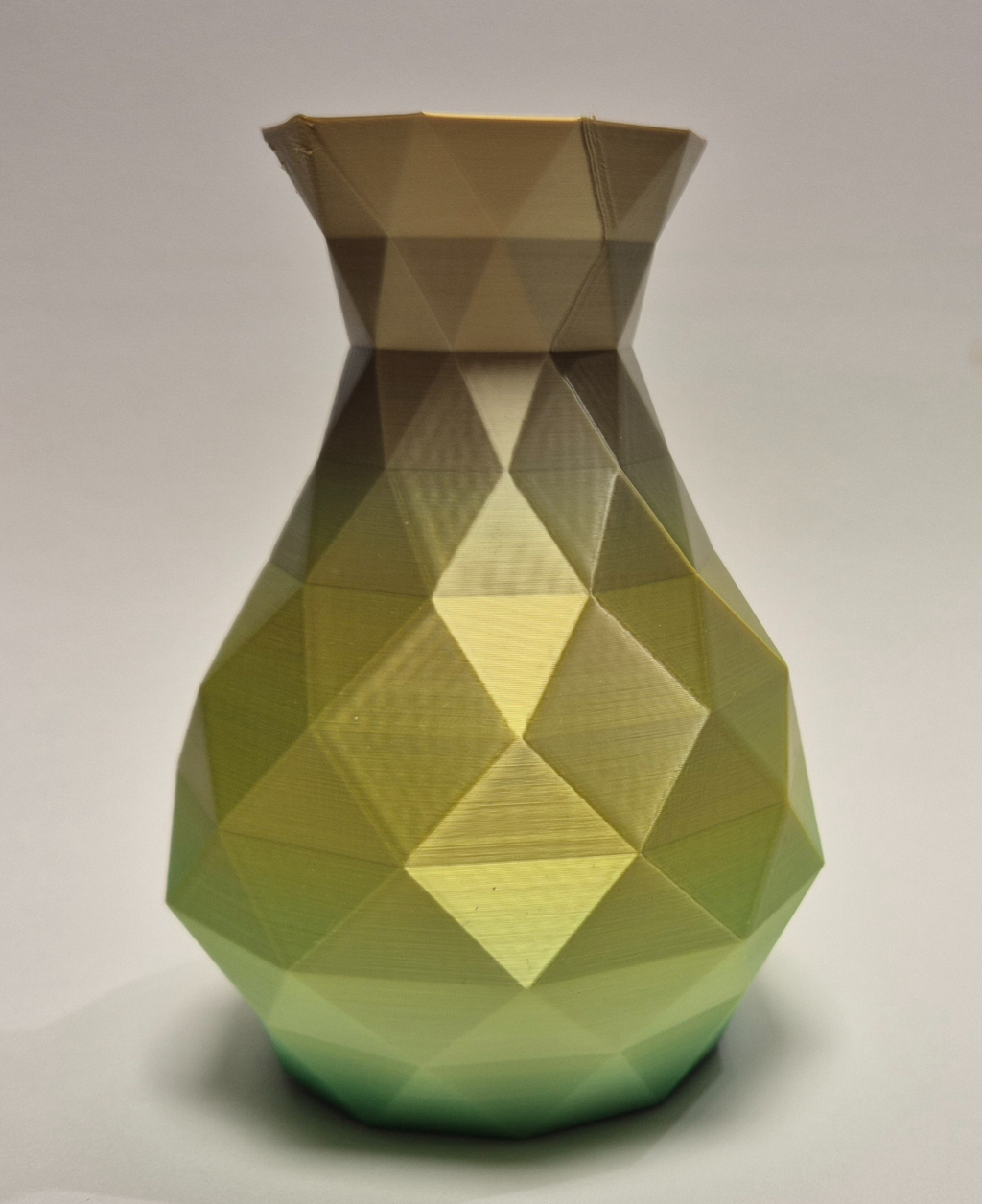 Modern Vase Free to sell