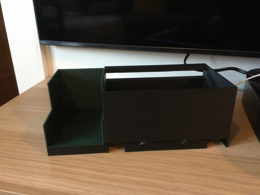 Switch horizontal dock accessory's