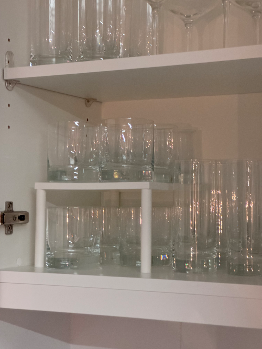 Cupboard riser for old fashion glasses