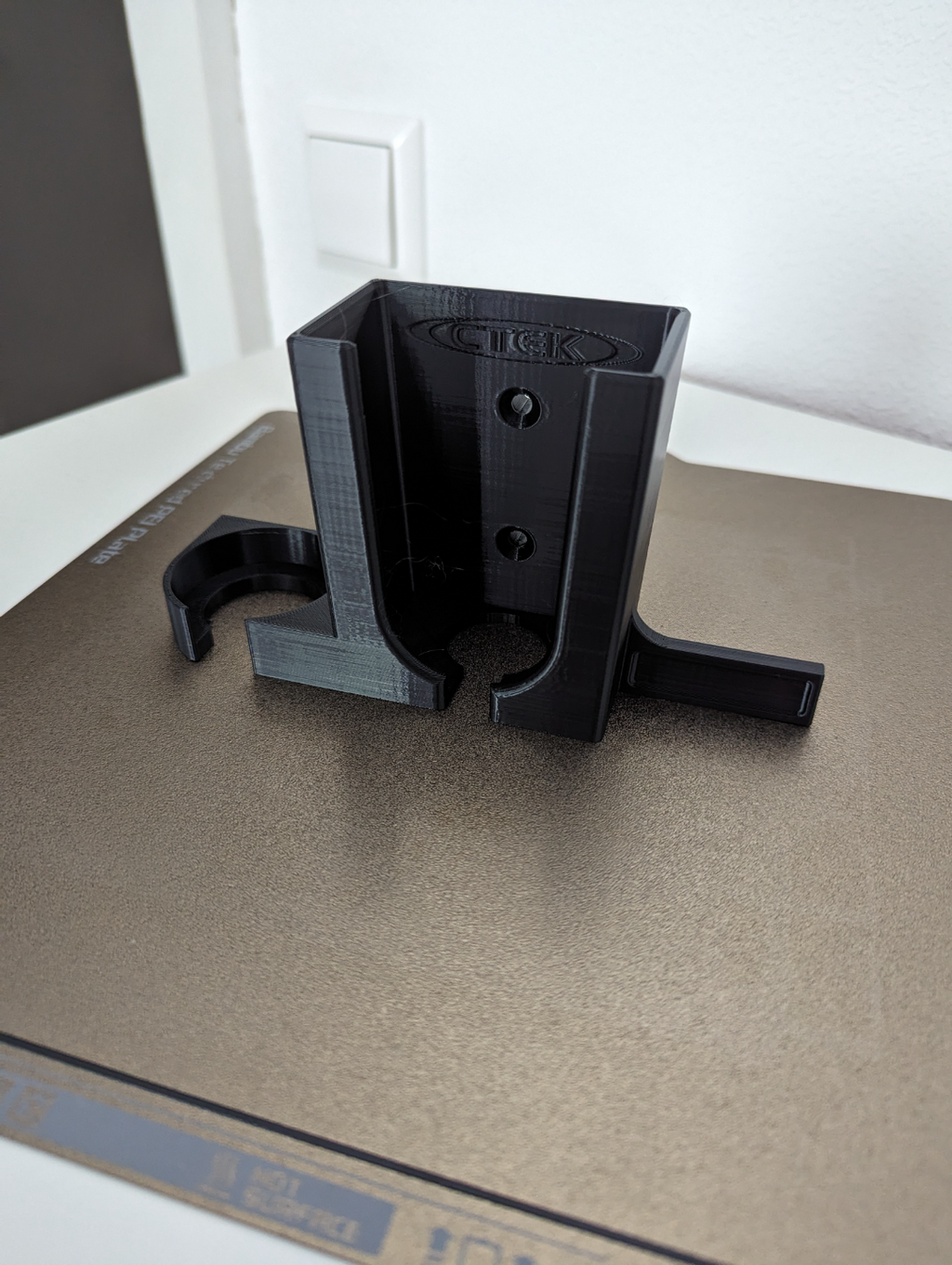 CTEK MXS 3.8 / MXS 5.0 wall holder
