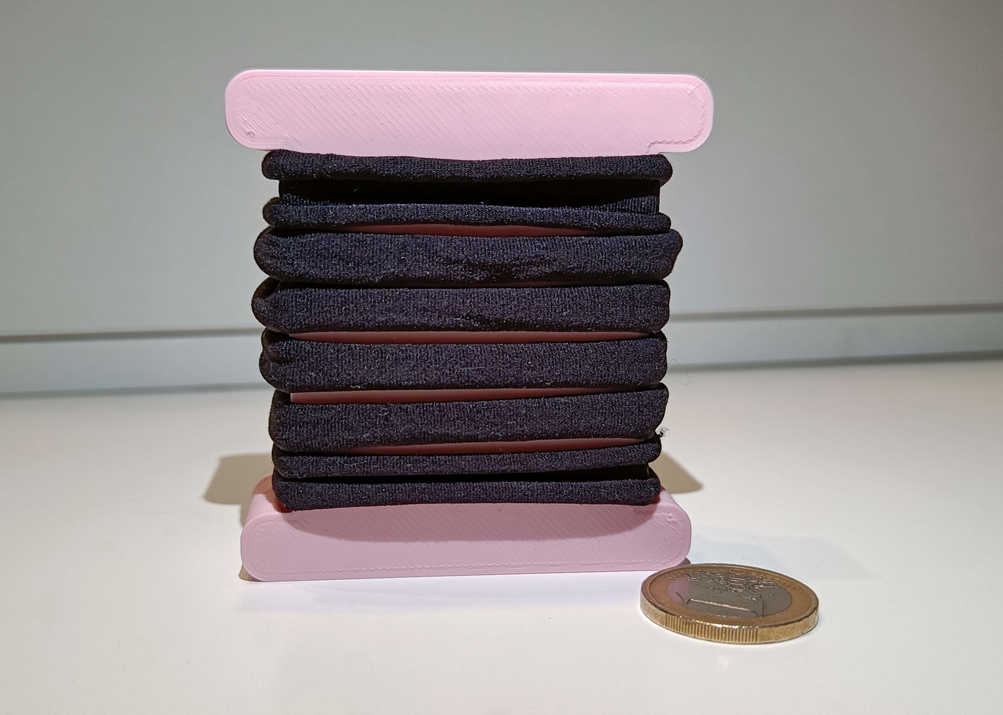 Hair tie holder