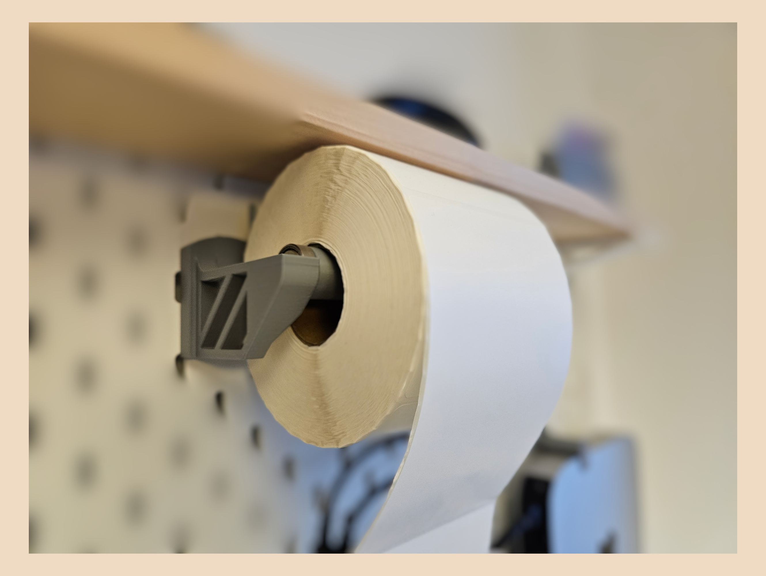 JIOSE Label Printer Holder for Skadis Board - With Label Roll Holder