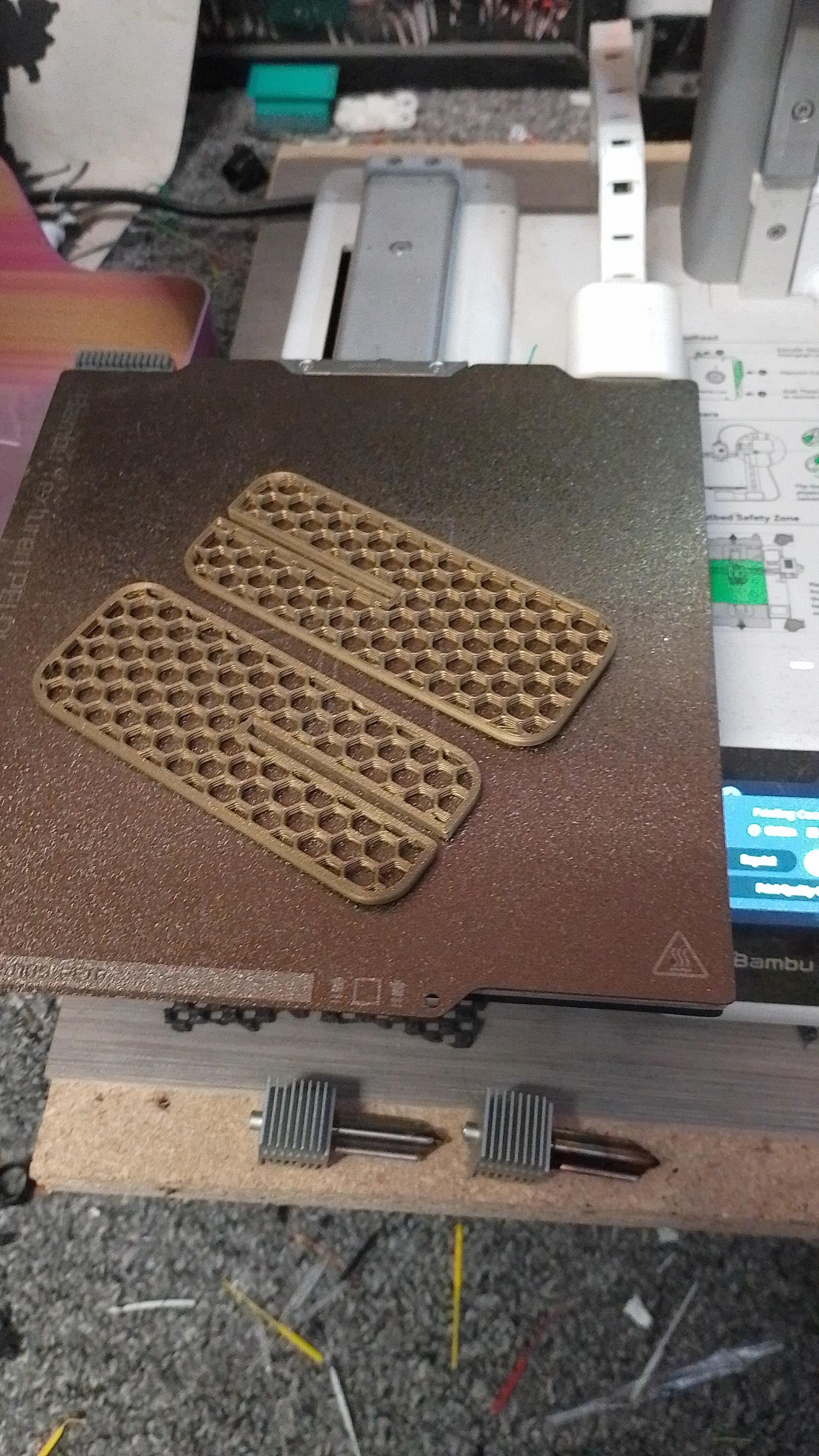 Simple Rolling Tray V2 Honeycomb