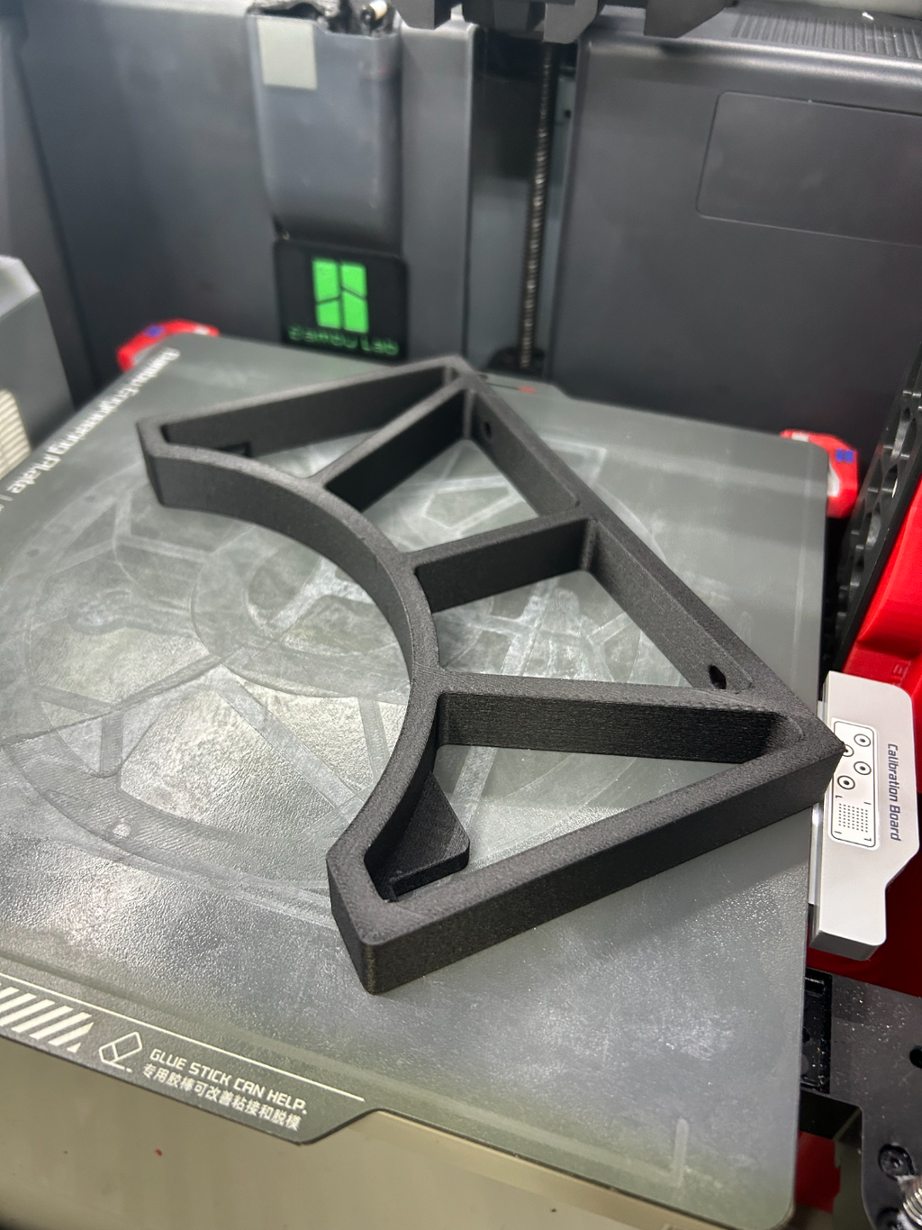 Argon bottle tank bracket for welding