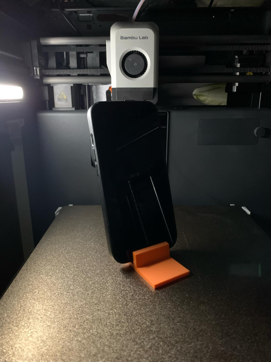 Simple phone stand, no supports, fast print