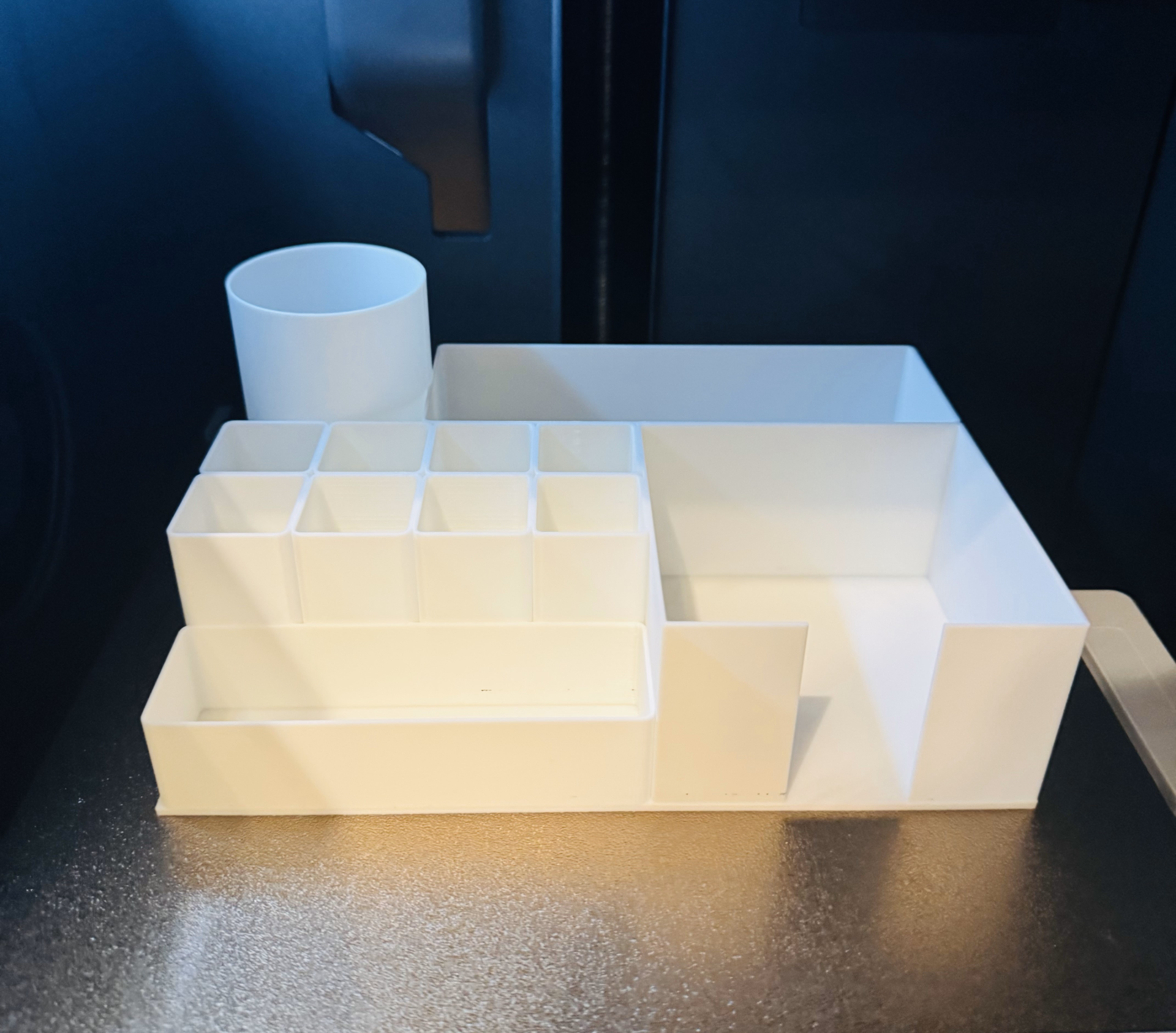 makeup organizer
