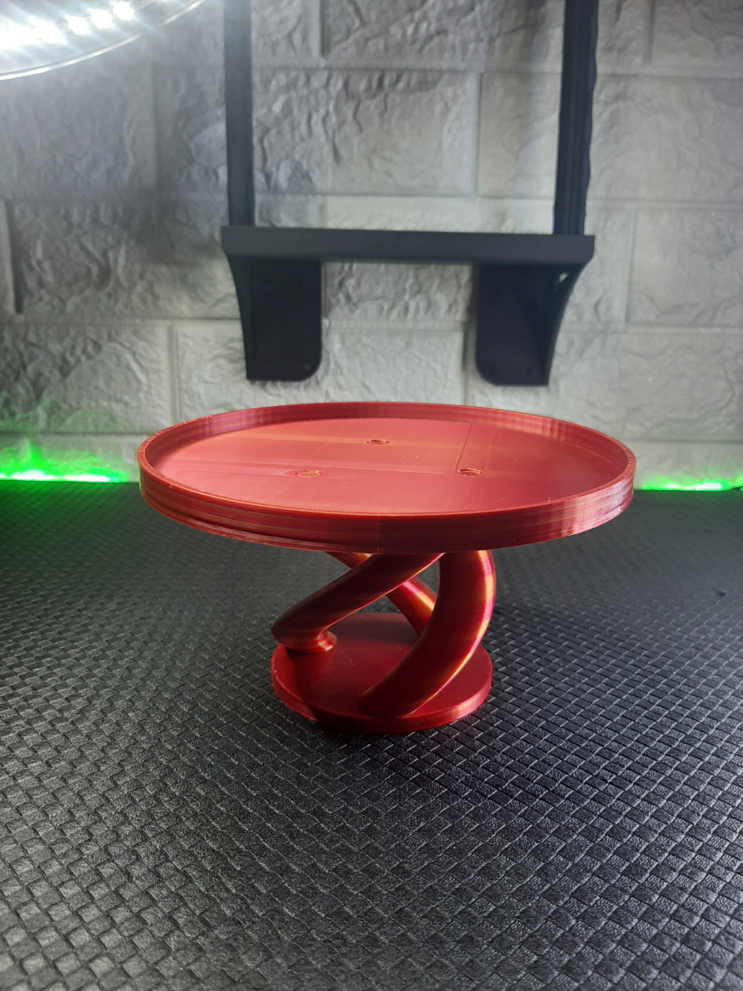 MODERN TRAY
