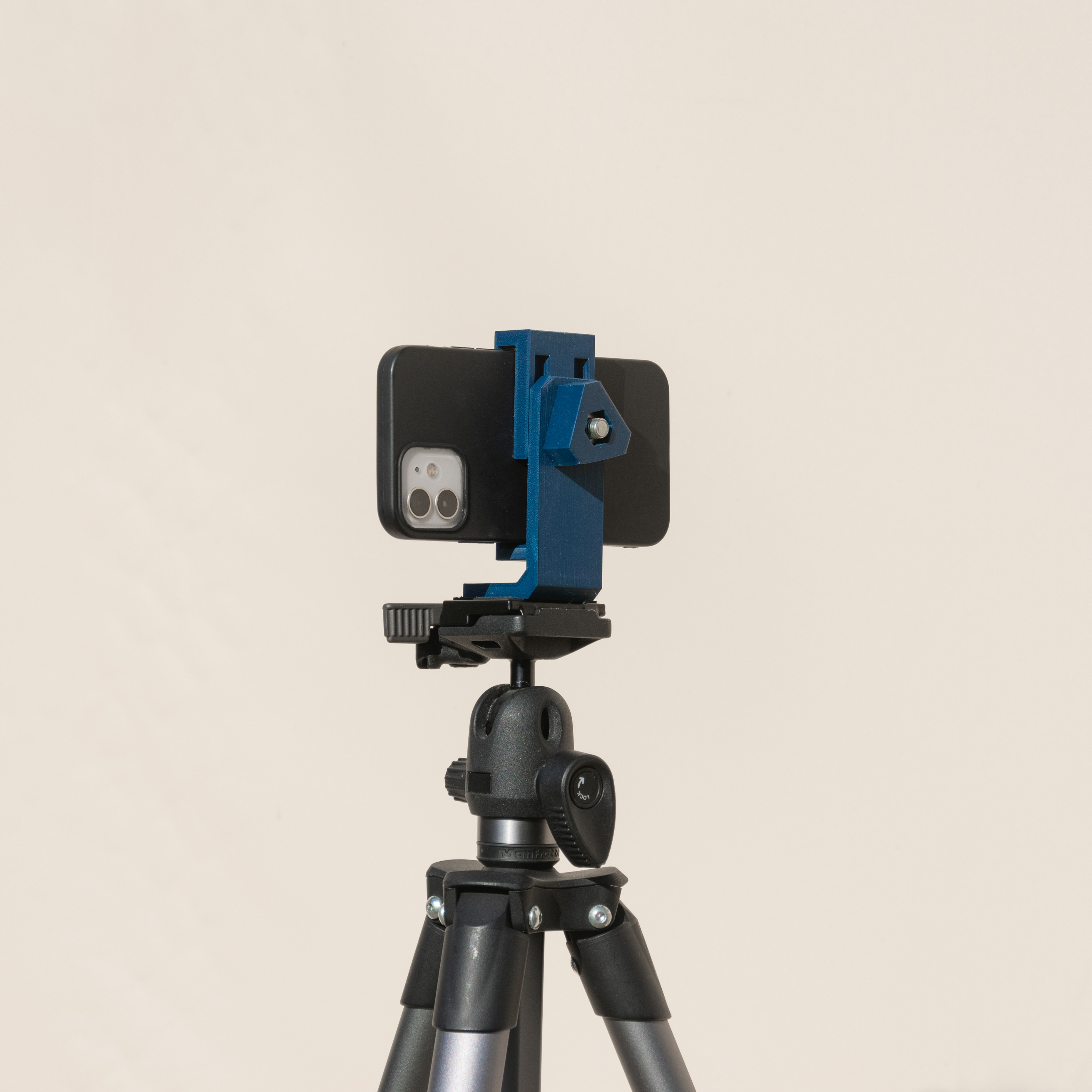 Smart smartphone tripod