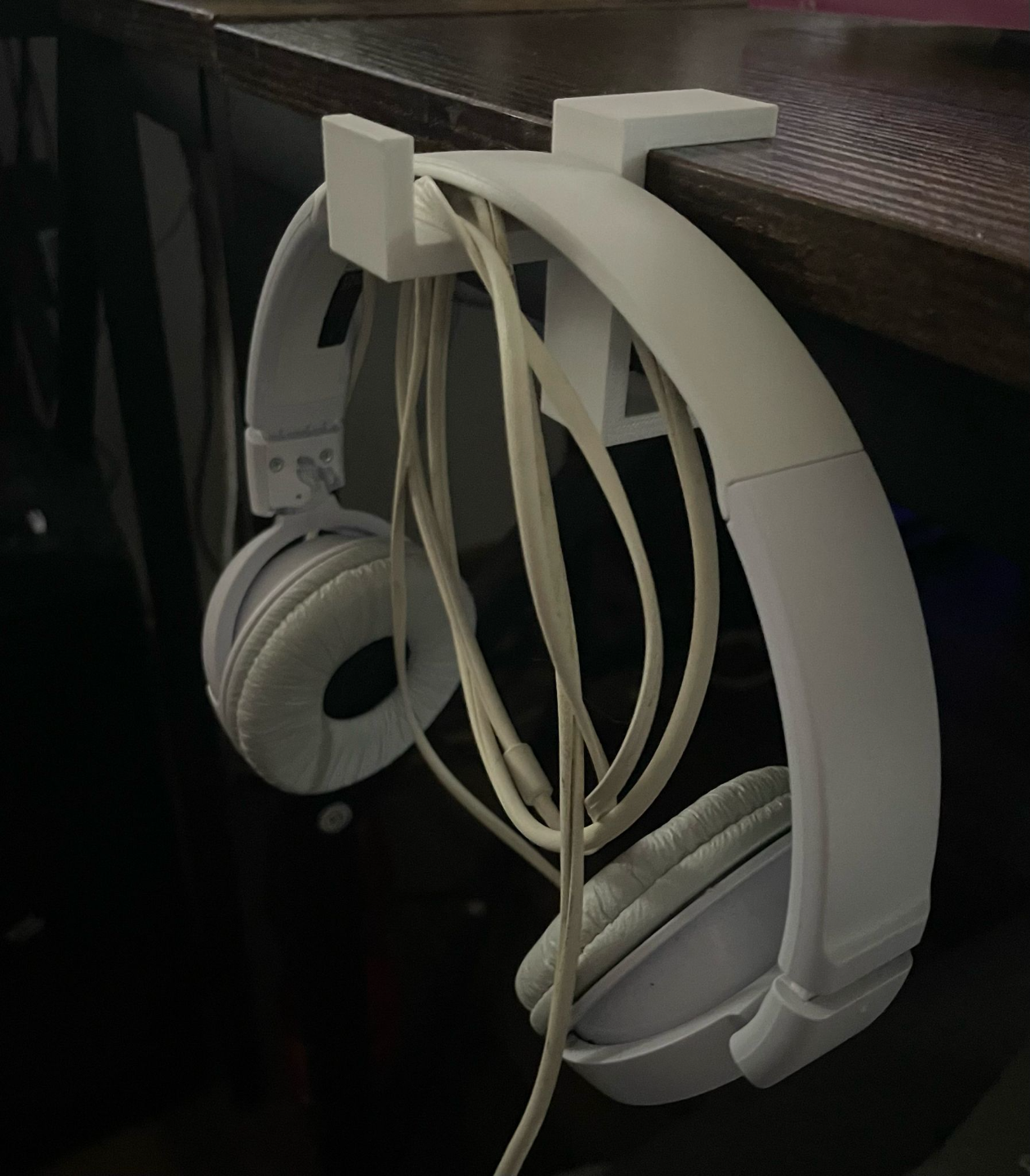 Headphone holder