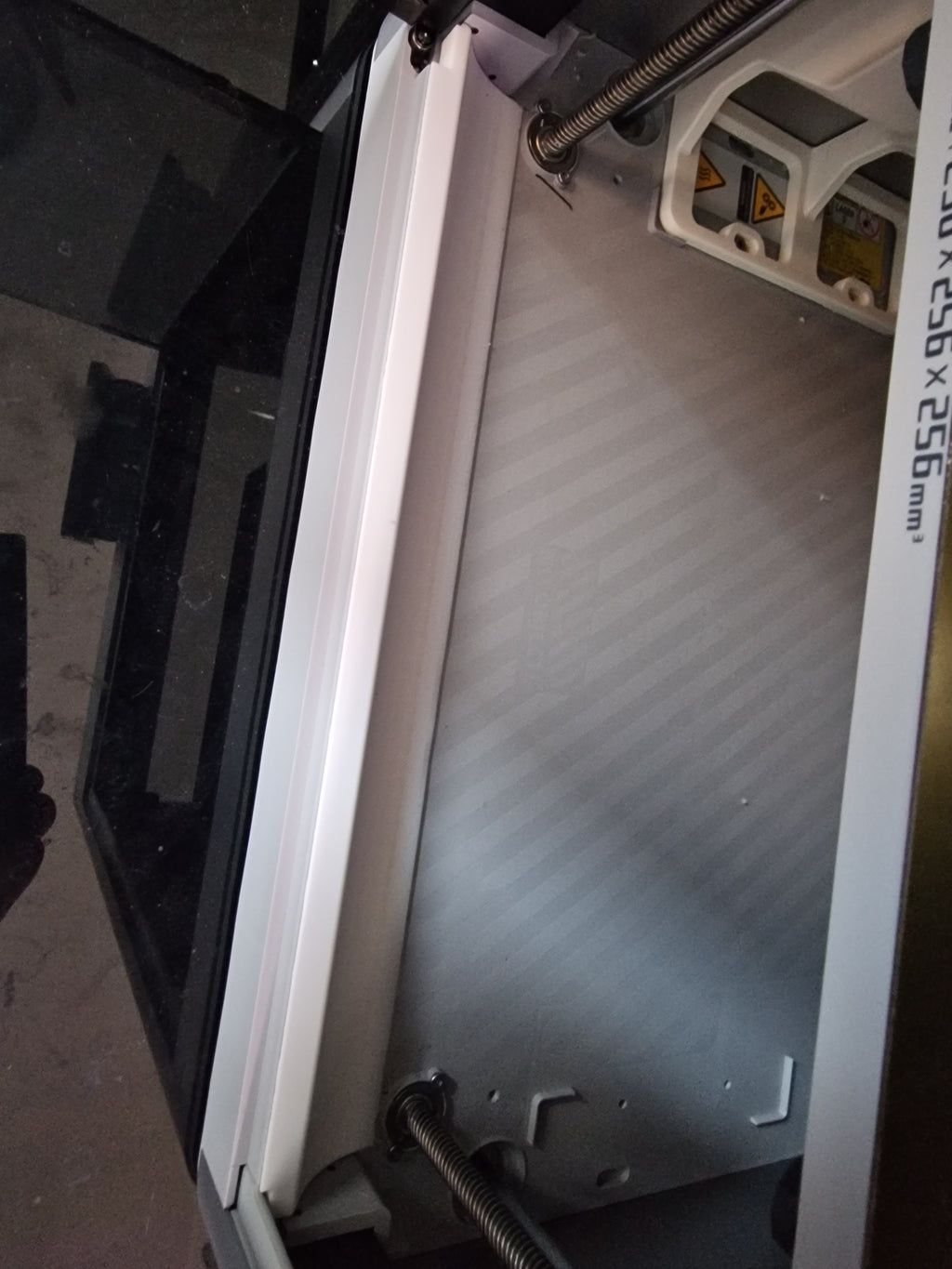 Bambu Lab X1C P1P Spoiler / Chamber Waste recovery for debris removal