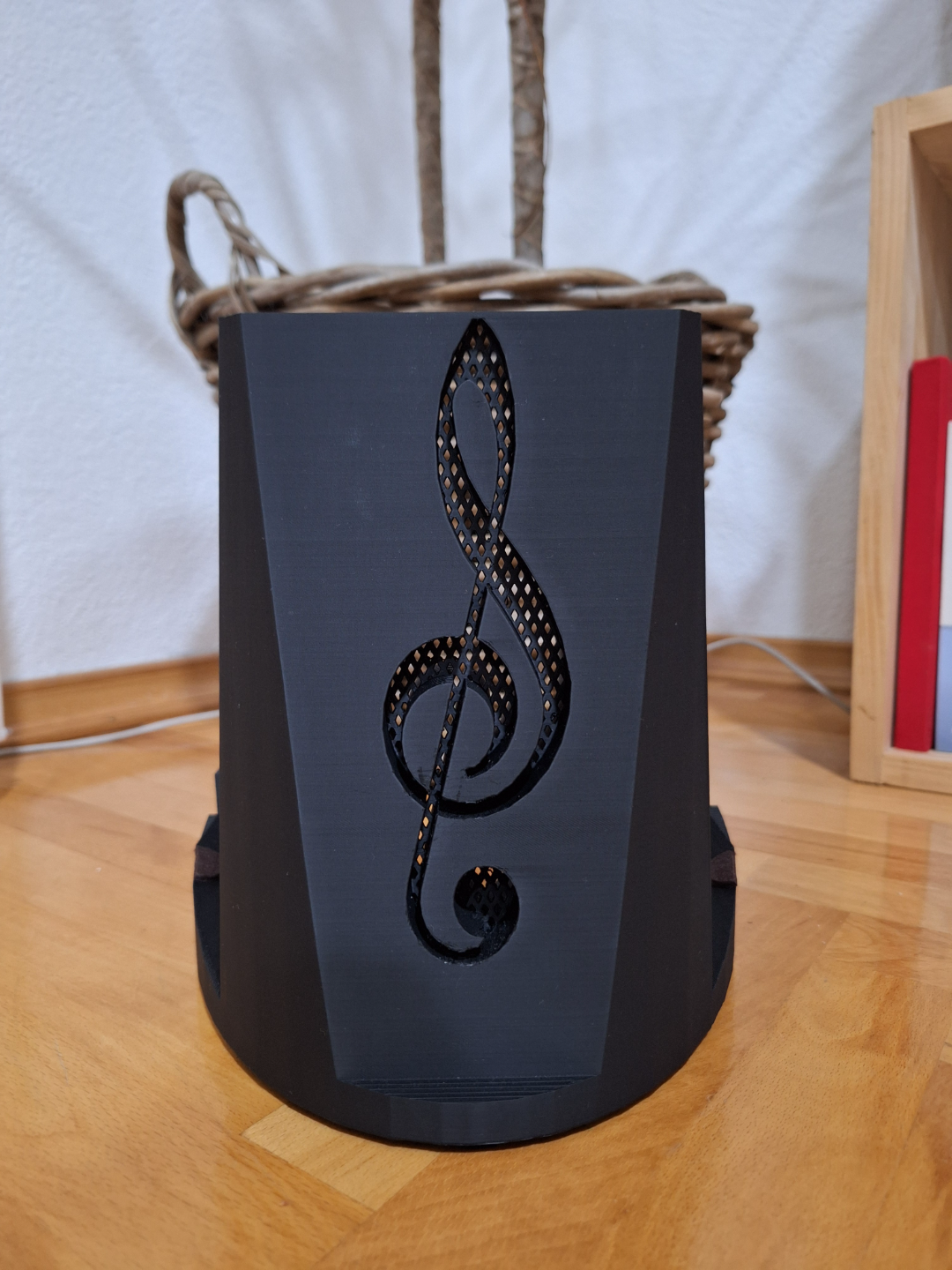 Guitar stand