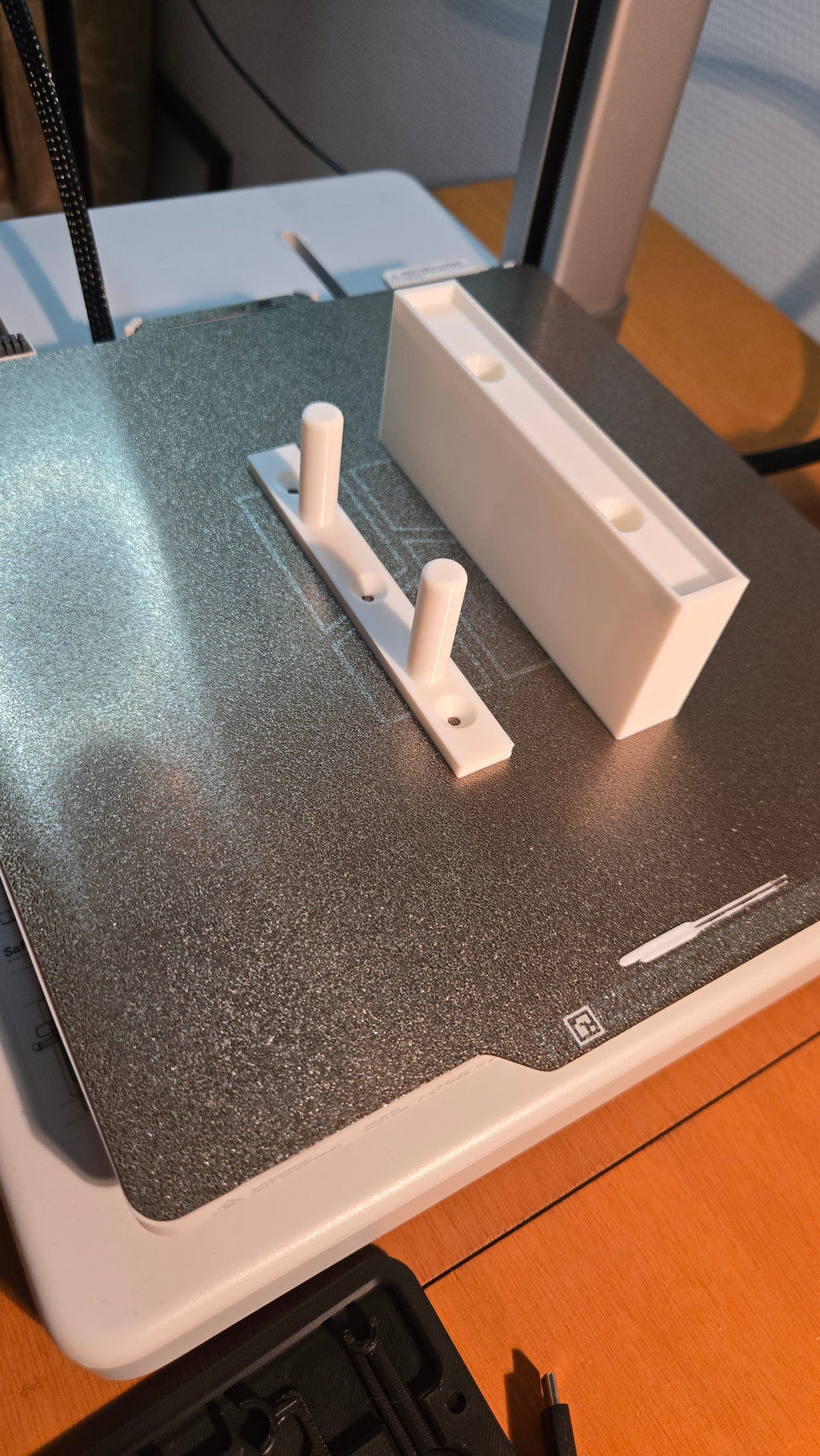 pequena estante invisivel, small floating shelf