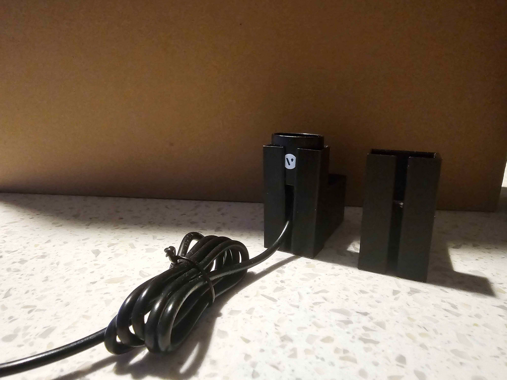 Vuse Alto Charger and Battery holder 3 slot