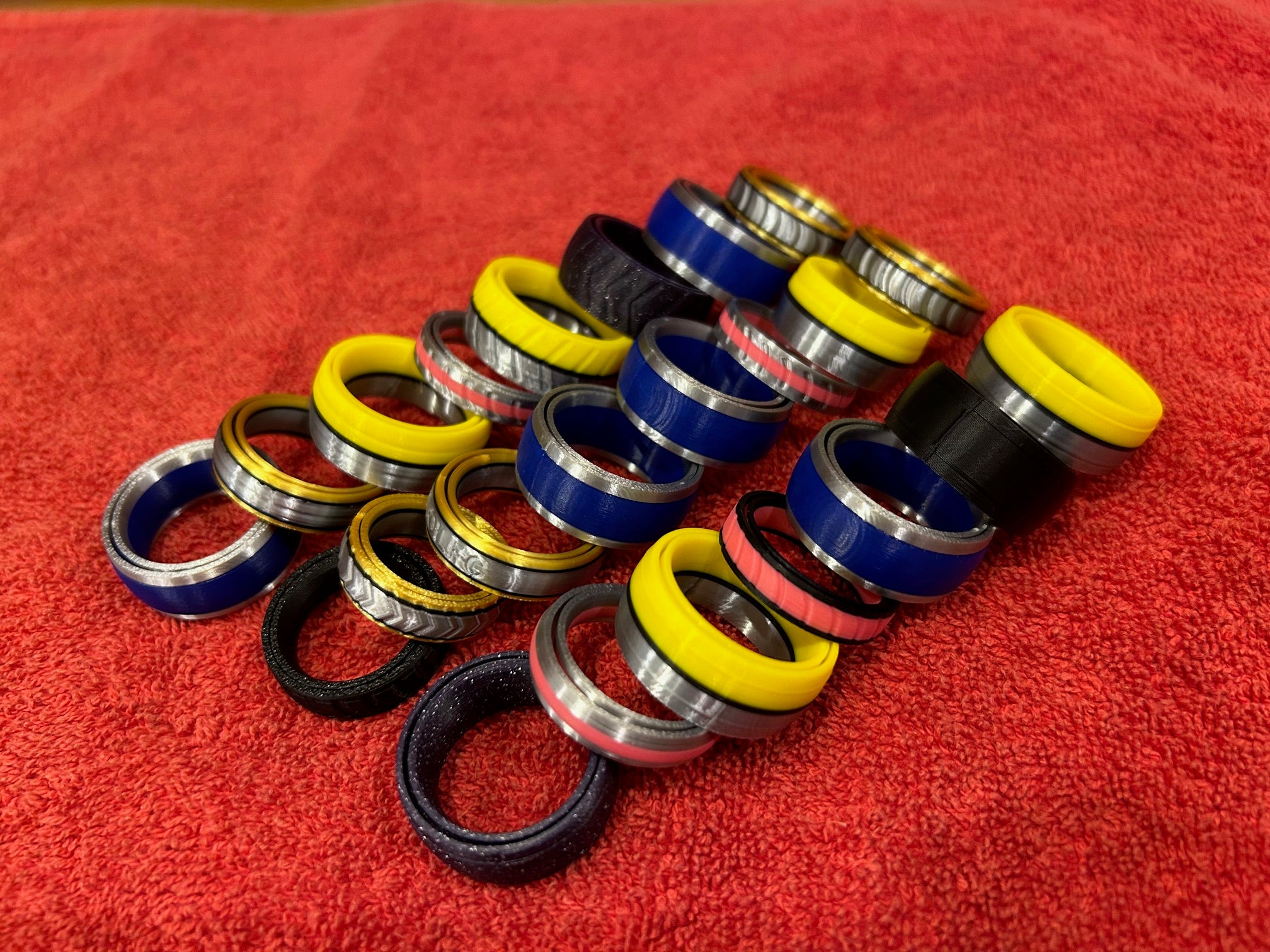 FIDGET RING - WEARABLE SLIMLINE DESIGN - 6 DESIGNS