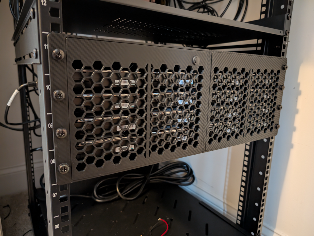 16 Drive 4U Rack Mounted Hard Drive Enclosure