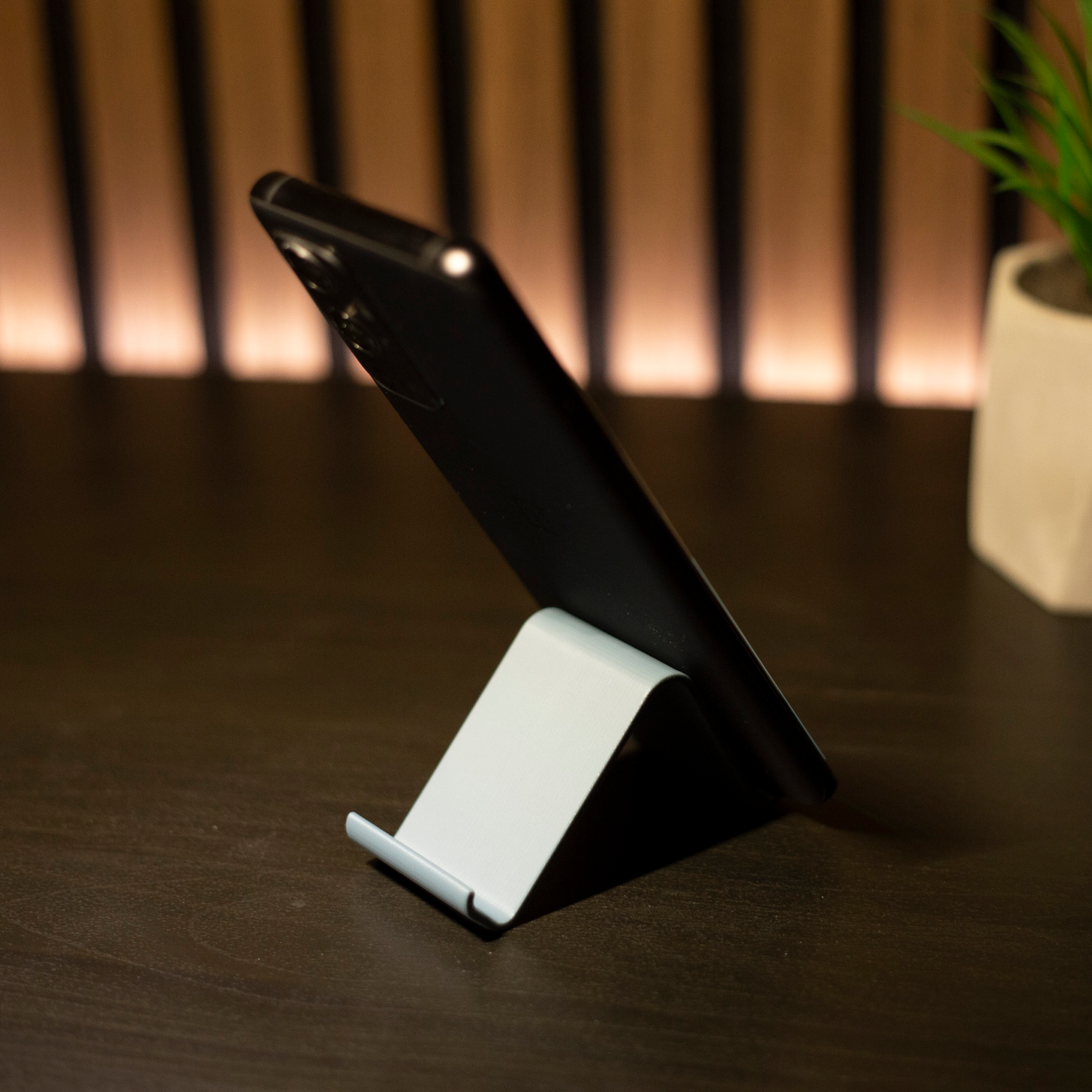 Dual angle phone stand