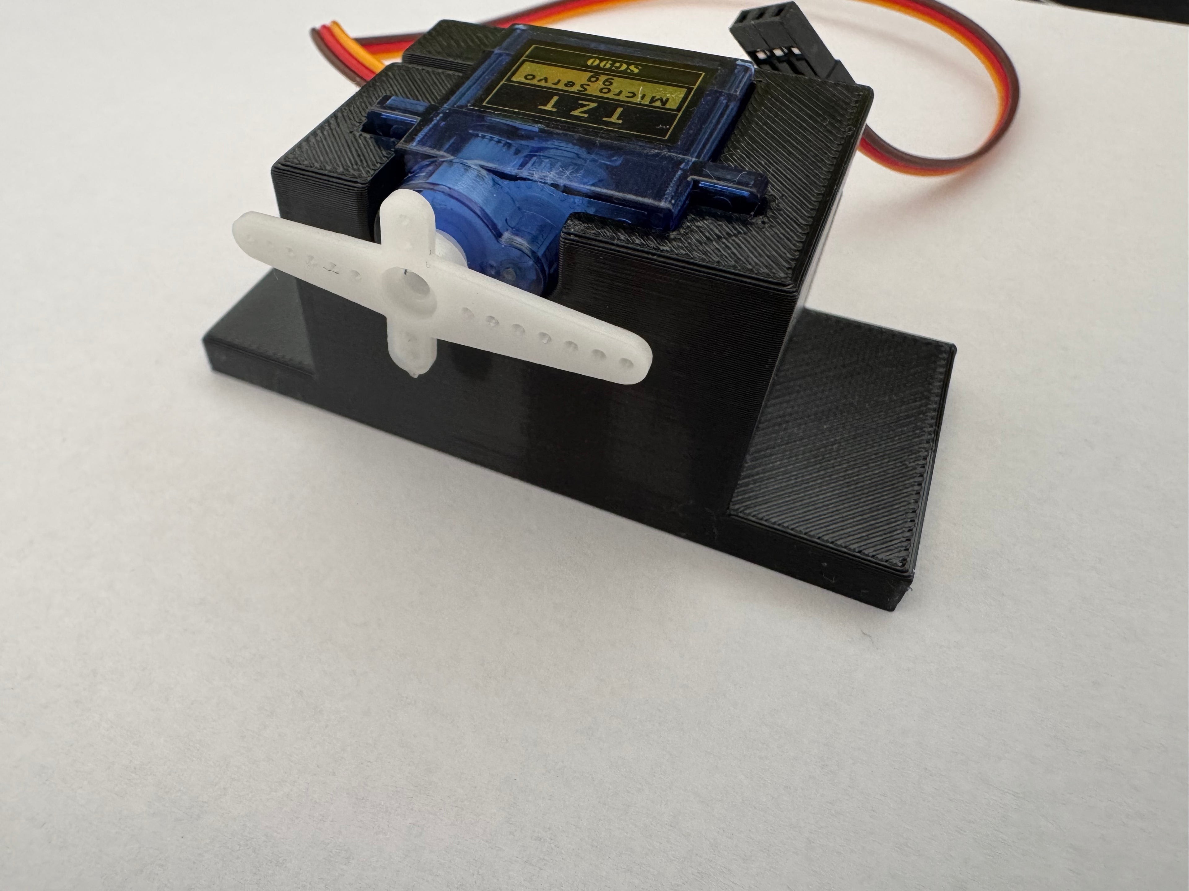 Servo Mount