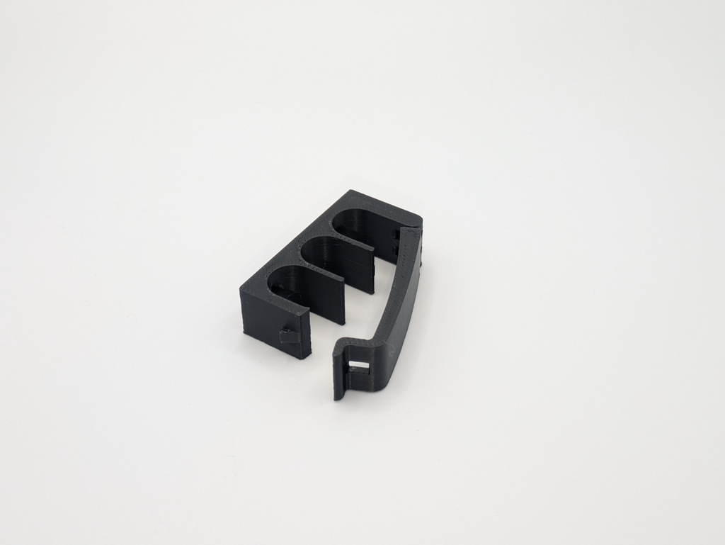 best cable clip (hinged&divided)
