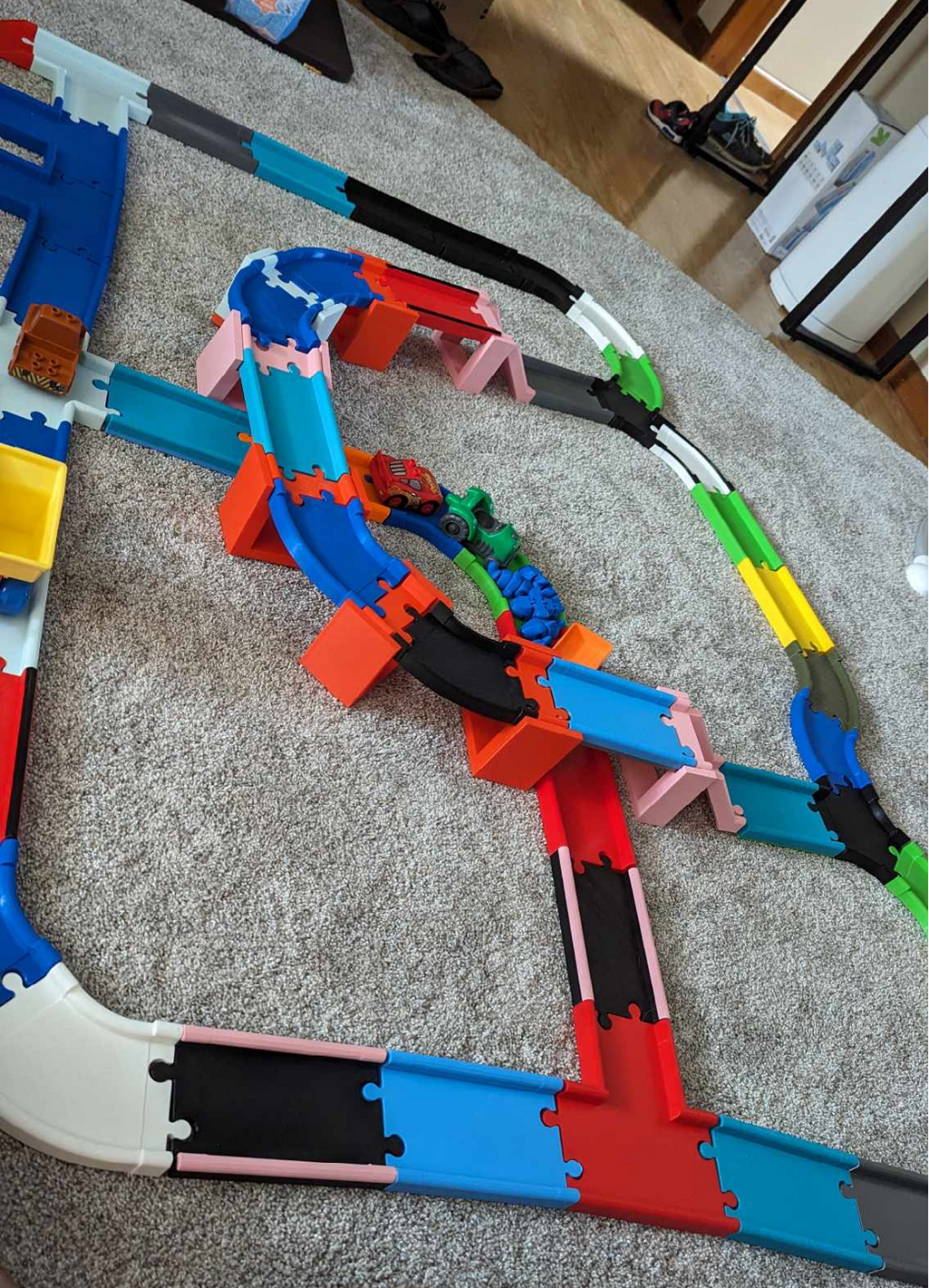 Kids/Toddlers Play Road, Ramps and Car Tracks