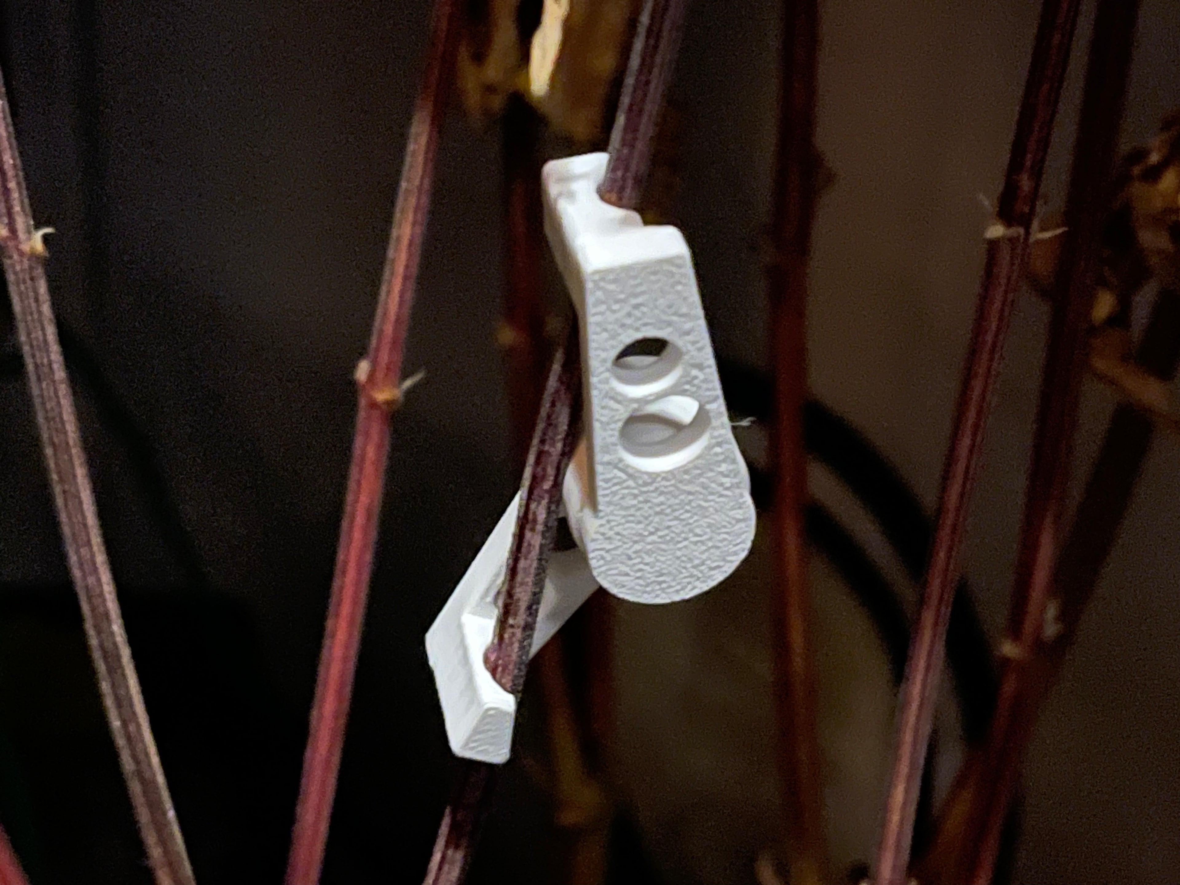 Adjustable LST Clip