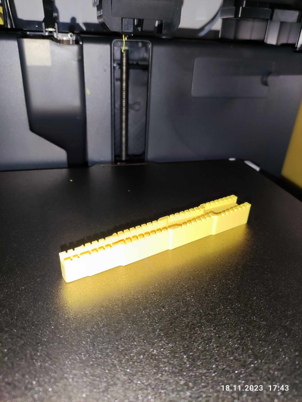 lead forming tool for electronic components resistors