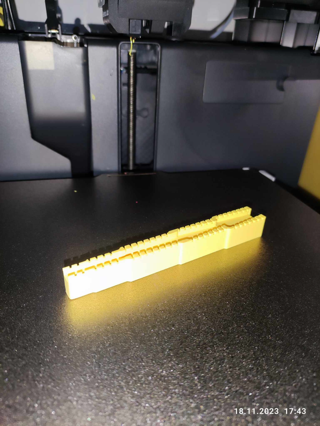 lead forming tool for electronic components resistors