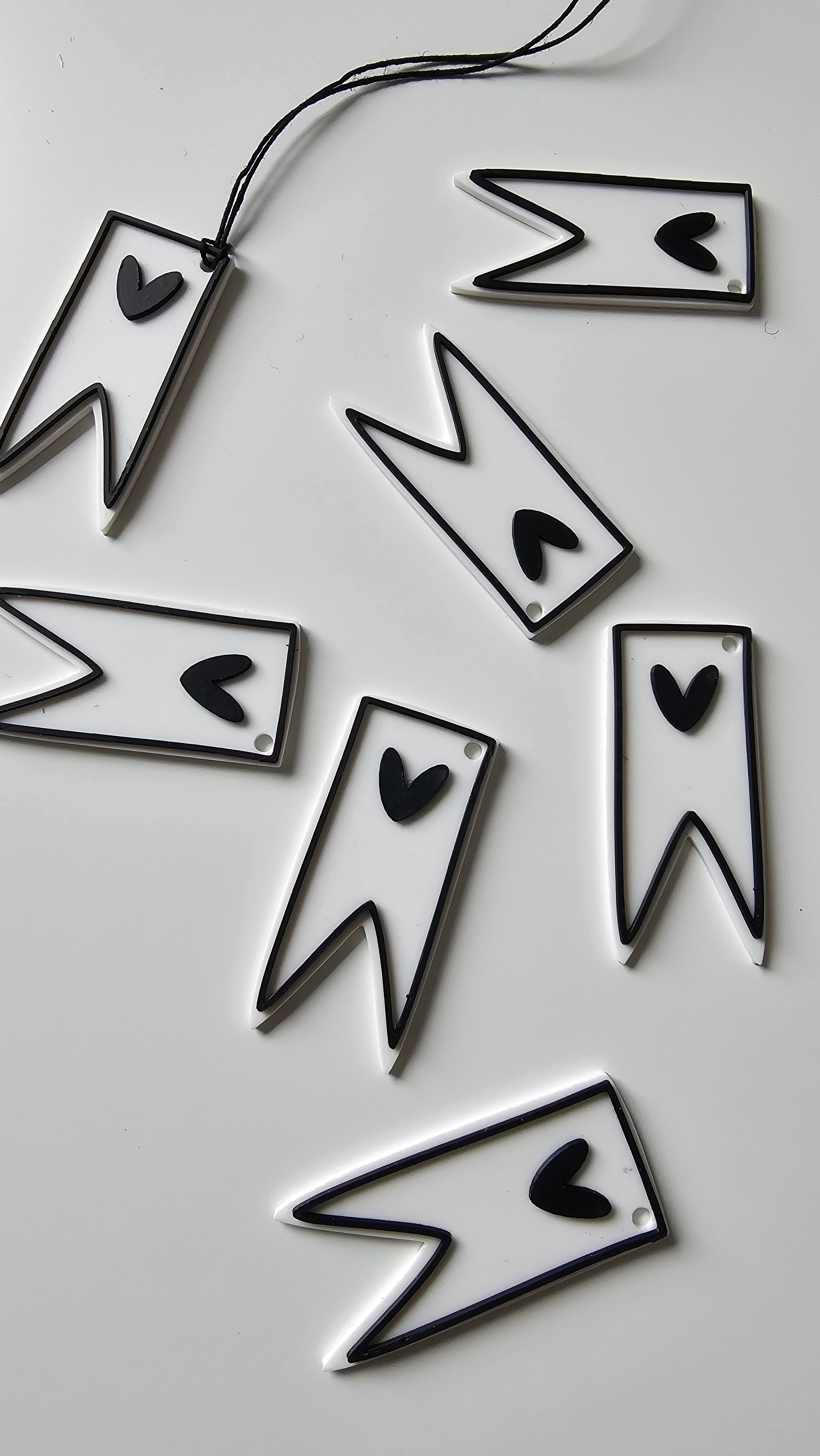 Mini Flag Tag – 3D Printed Gift Tag with Heart