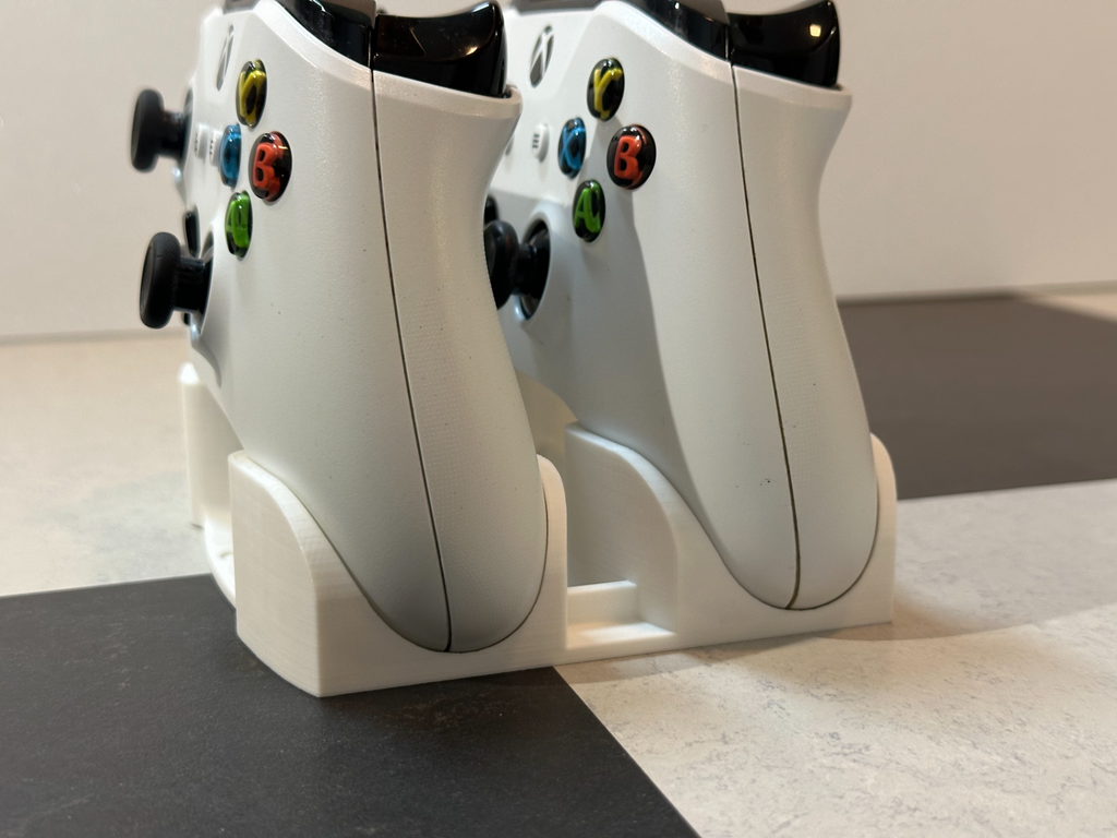 Stand for Xbox Controller (One, Series S/X)