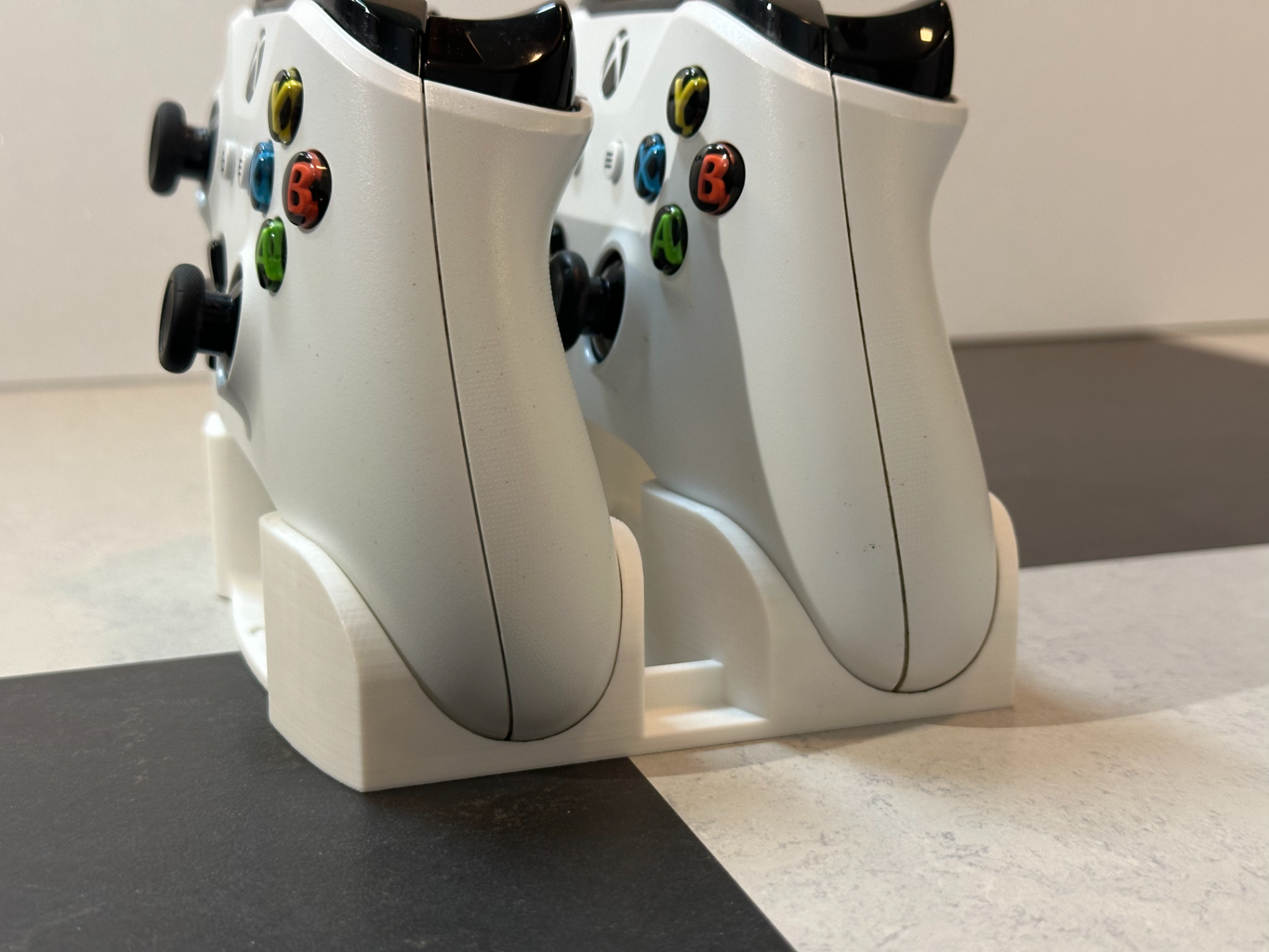 Stand for Xbox Controller (One, Series S/X)