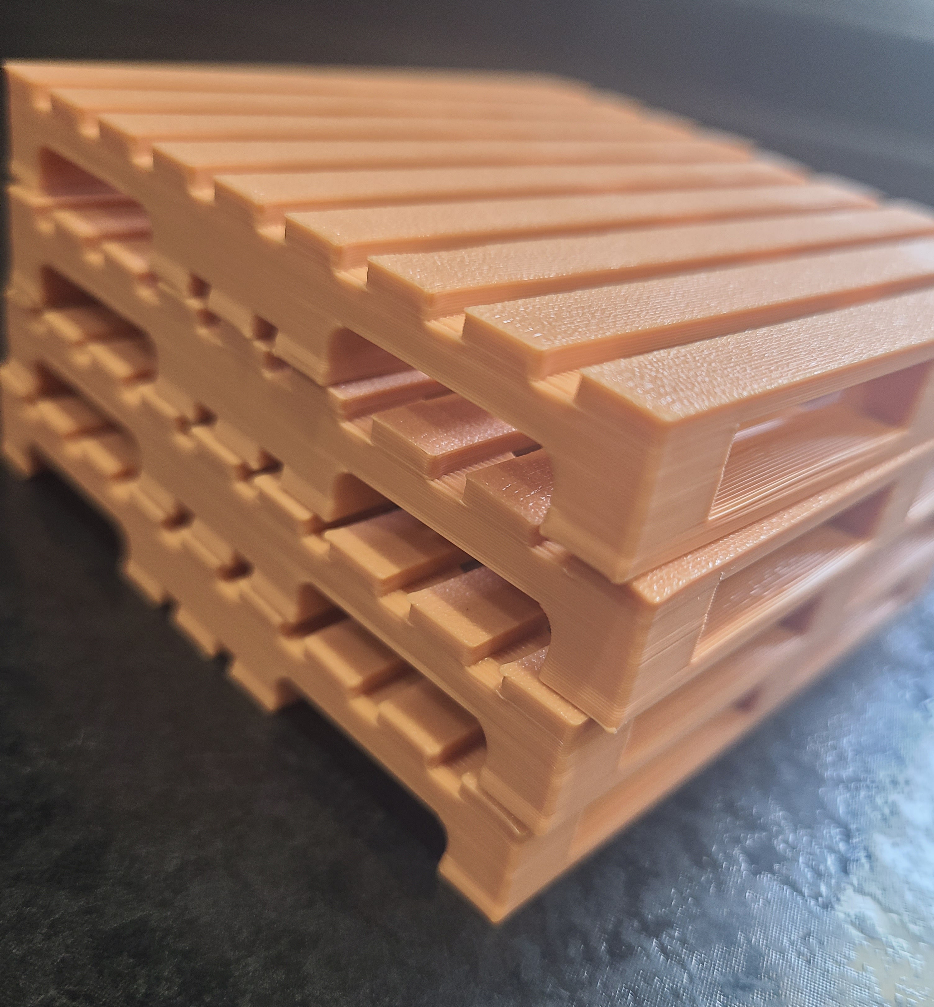 Pallet Coasters with Stand