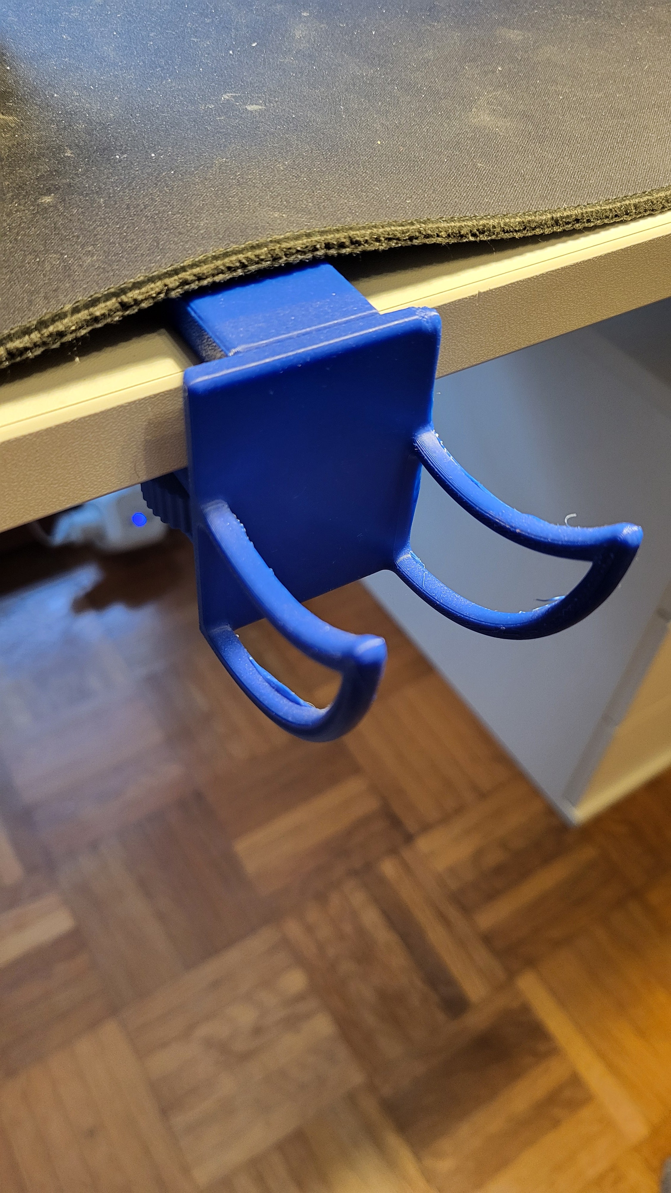 Ukulele Holder for modular clamp