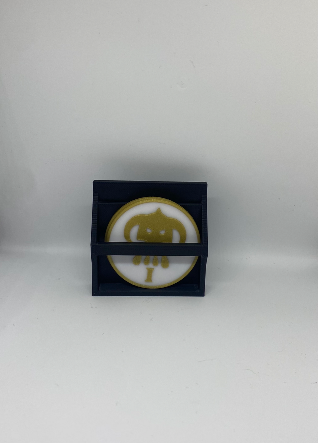 shelf for bigger tokens