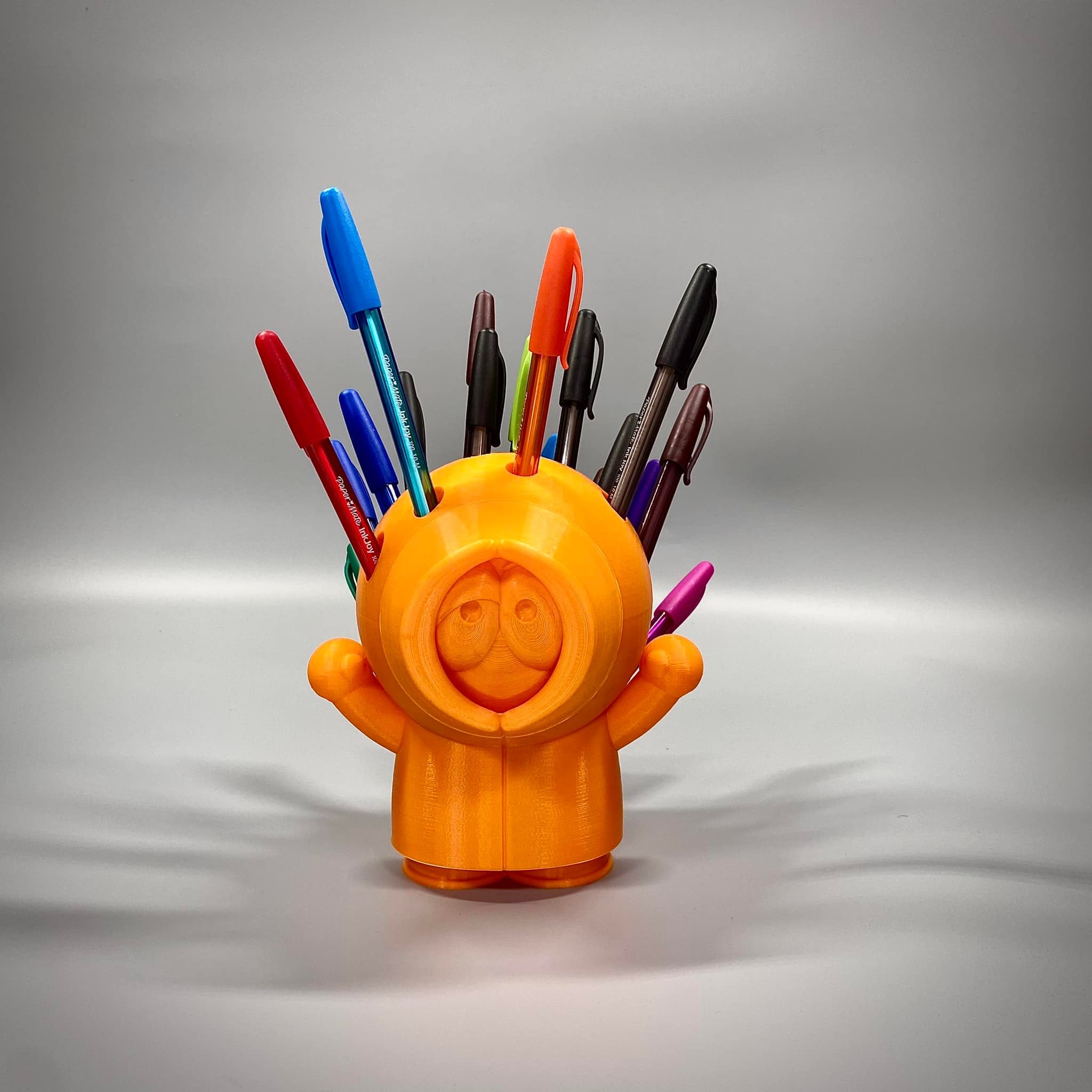 Kenny Mccormic Pen/Pencil Holder