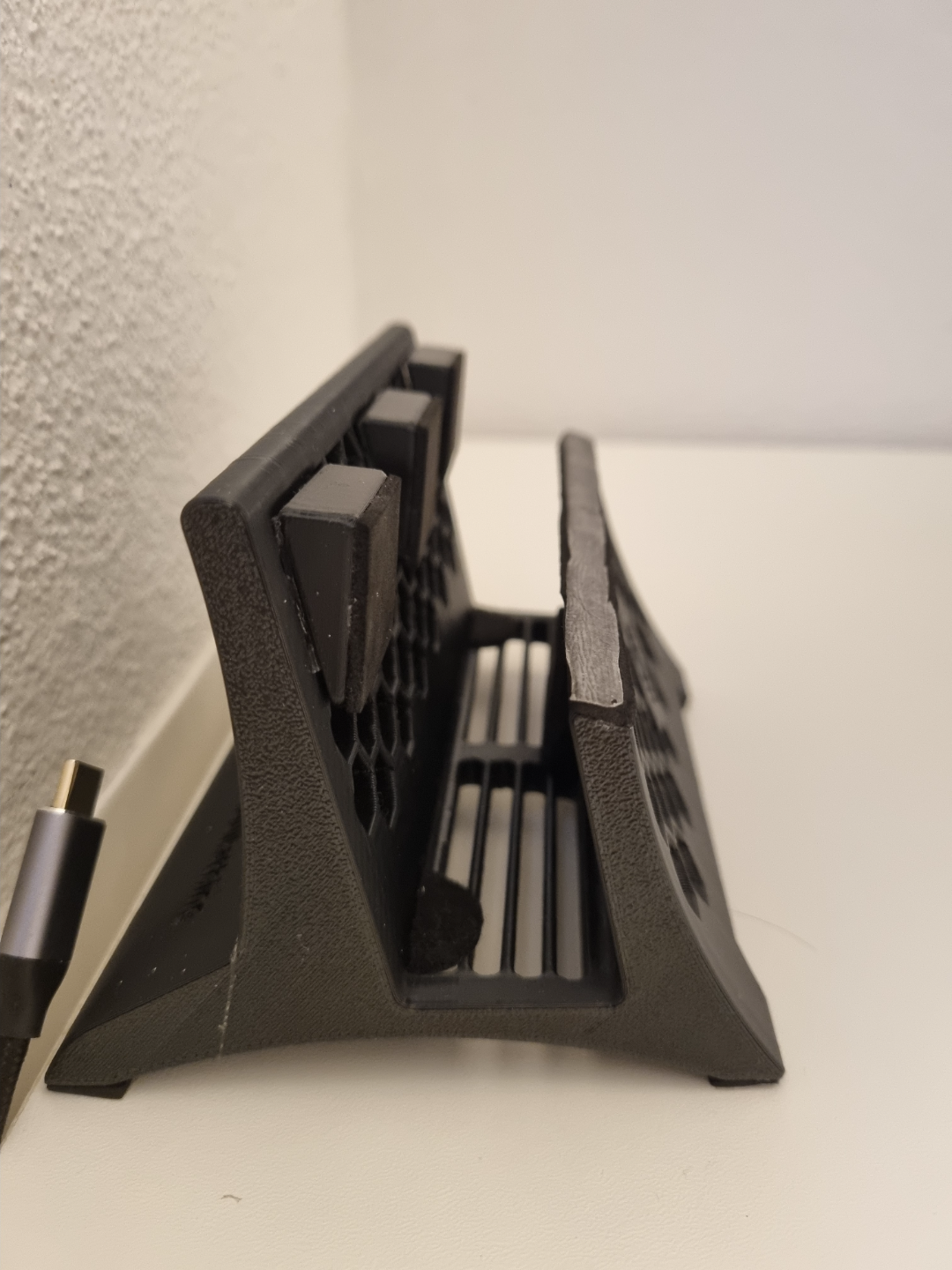 Laptop stand spacer