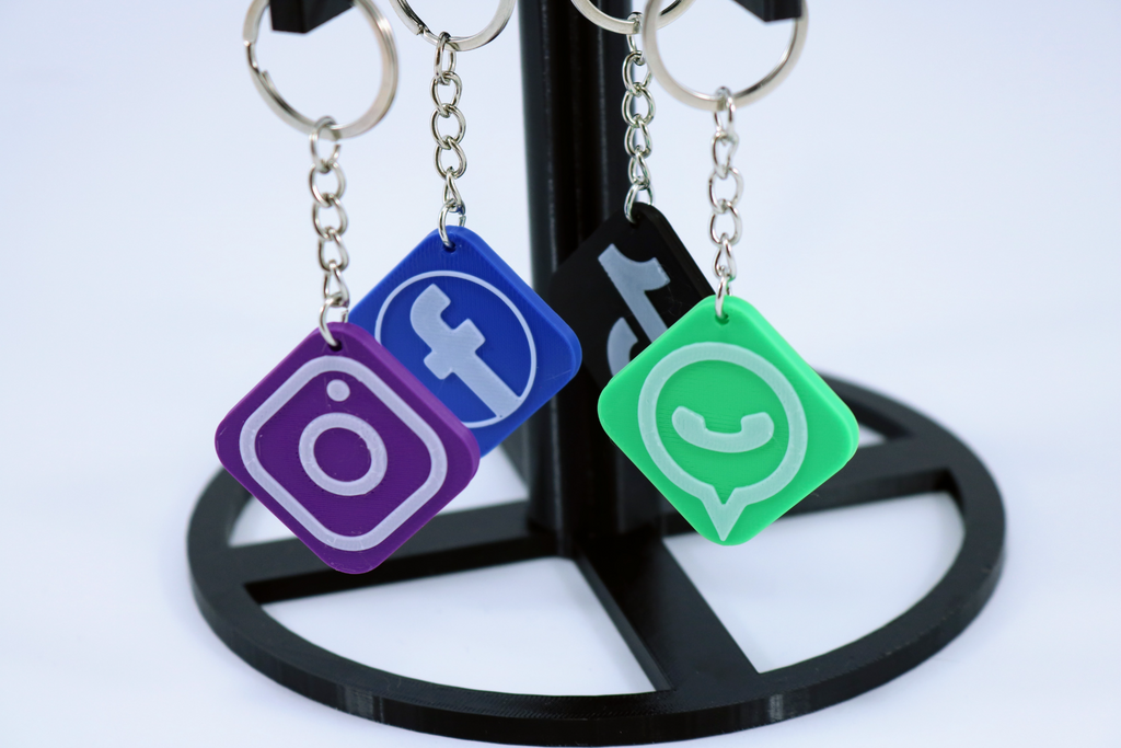 NFC keychain Facebook/ Whatsapp/ Instagram NO GLUE